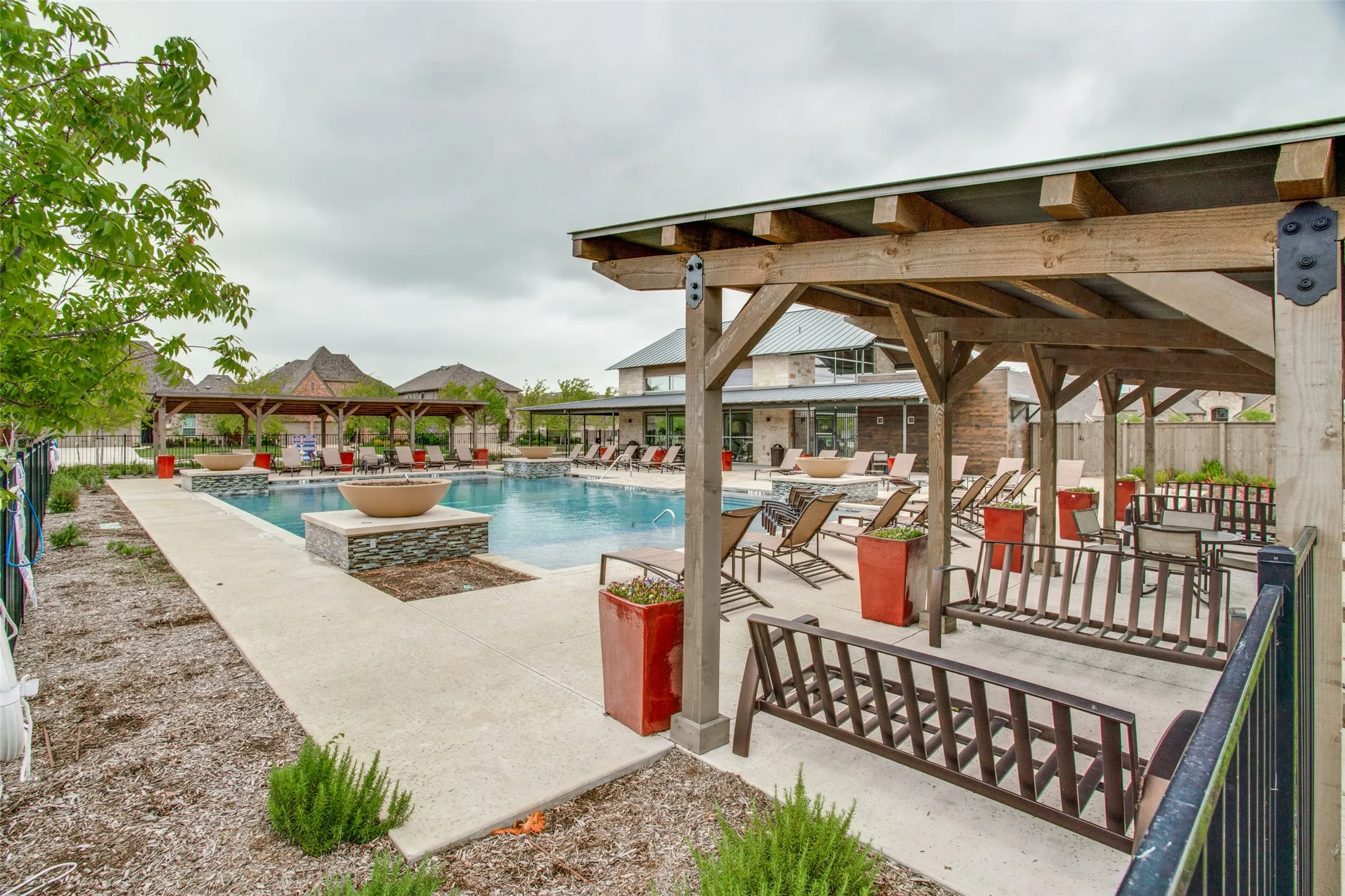 Single Family Residence For Sale in Denton County , 15805 Canyon Ridge, Prosper, Texas 75078, 4 Bedroom, 3 Bathroom, 2 Garage spaces, 2,049 Sqft, built in 2016, mls#21262548, Real Estate Agent in Prosper, Homes For Sale in Denton county, Homes For Sale in Prosper, Realtor in Prosper Texas, Real Estate Brokerage Independent Realty Texas, Luminita Cordes Realtor