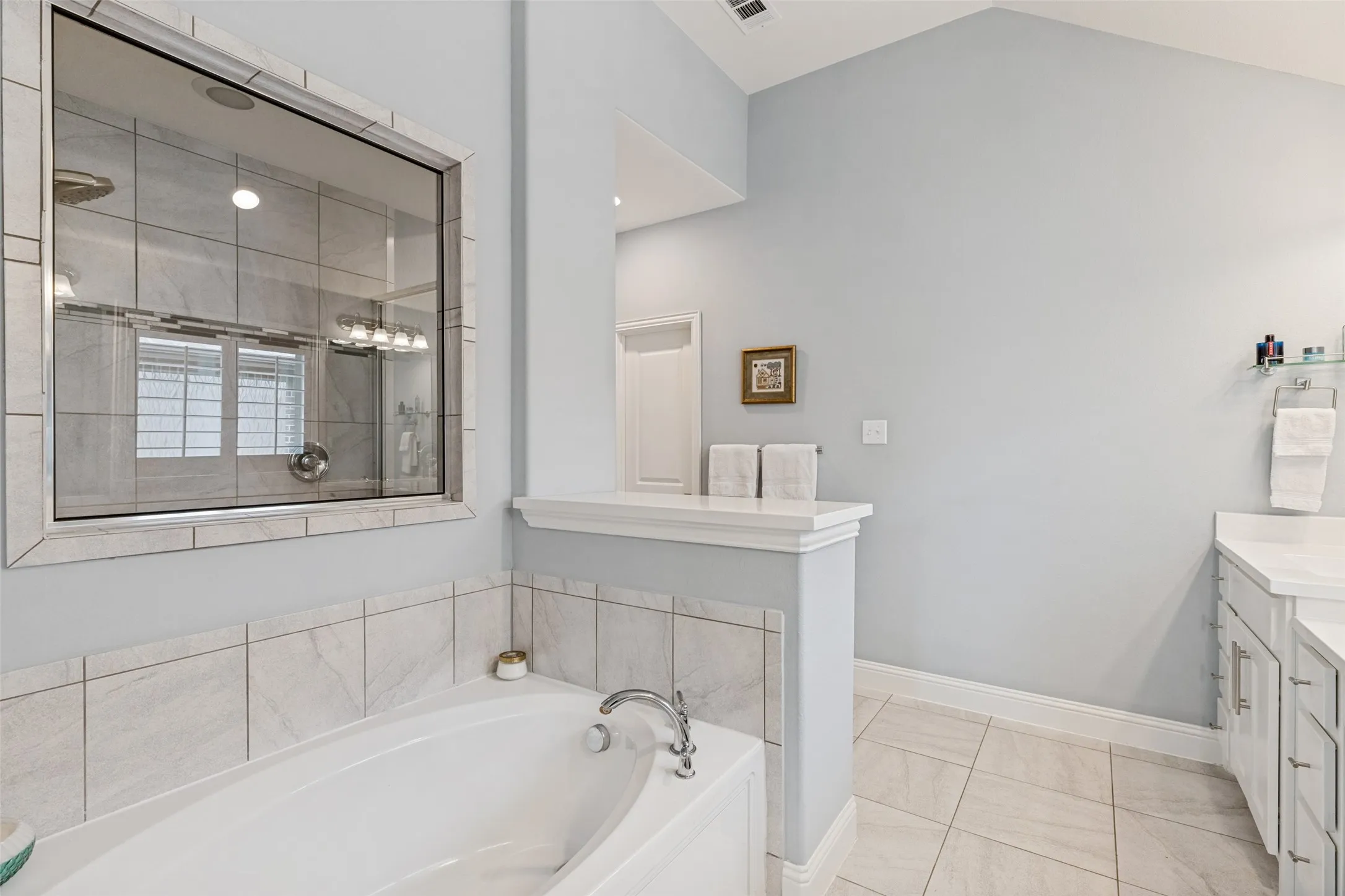 Single Family Residence For Sale in Denton County , 15805 Canyon Ridge, Prosper, Texas 75078, 4 Bedroom, 3 Bathroom, 2 Garage spaces, 2,049 Sqft, built in 2016, mls#21262548, Real Estate Agent in Prosper, Homes For Sale in Denton county, Homes For Sale in Prosper, Realtor in Prosper Texas, Real Estate Brokerage Independent Realty Texas, Luminita Cordes Realtor