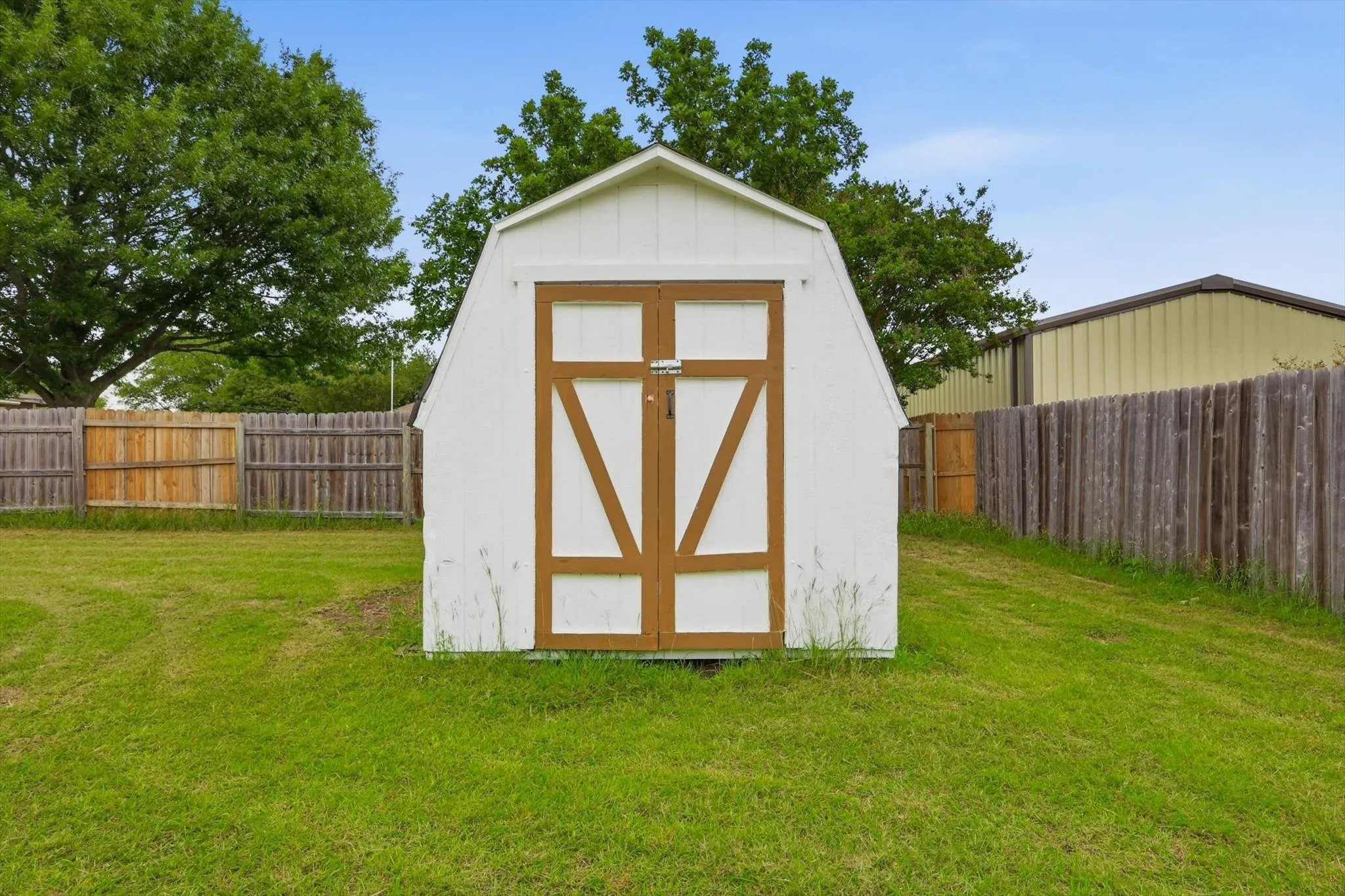 Storage shed
