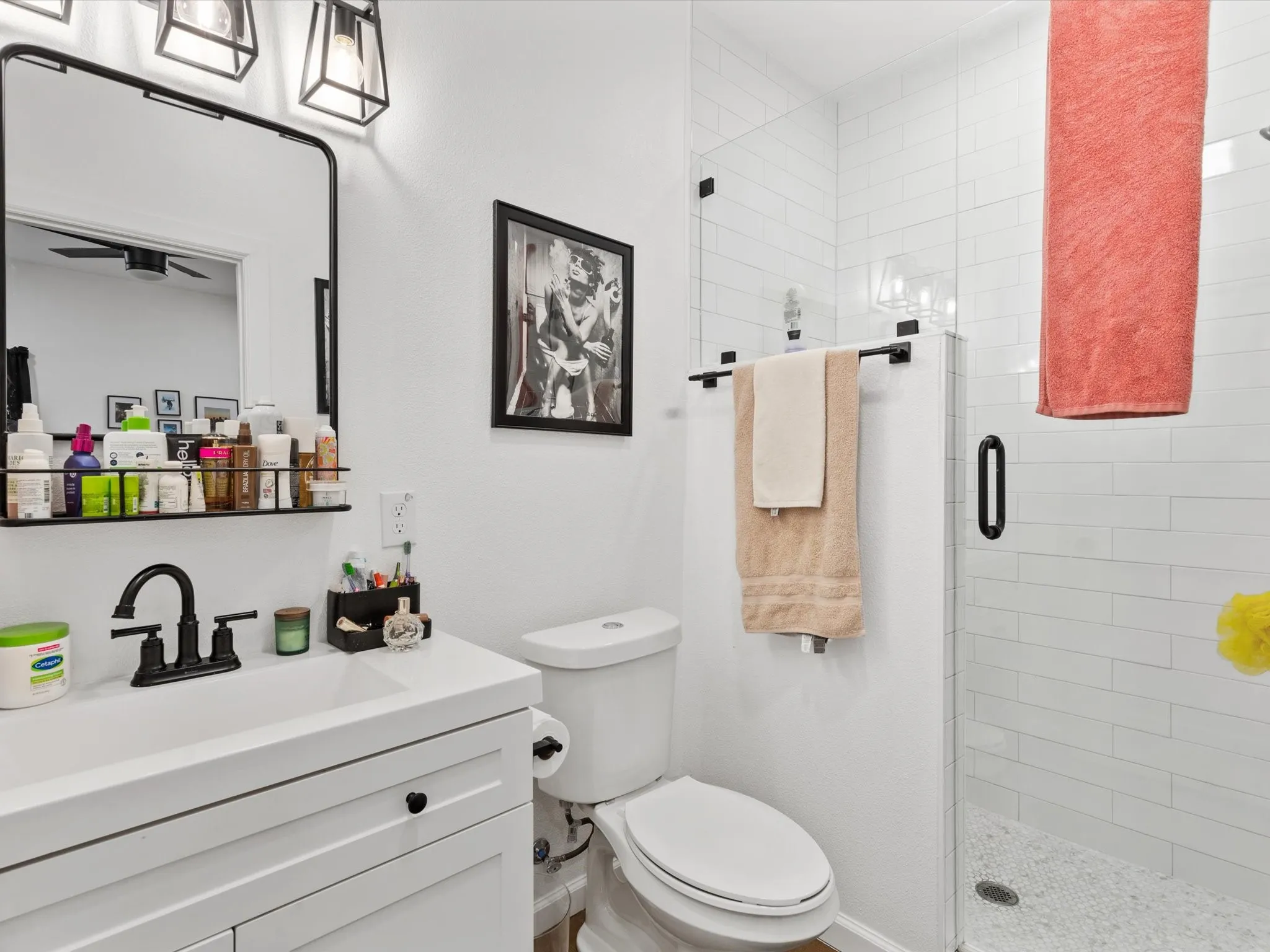 Single Family Residence For Rent in Tarrant County , 3517 Mission Street, Fort Worth, Texas 76109, 4 Bedroom, 5 Bathroom, Garage spaces, 2,760 Sqft, built in 2022, mls#21259956, Real Estate Agent in Fort Worth, Homes For Rent in Tarrant county, Homes For Rent in Fort Worth, Realtor in Fort Worth Texas, Real Estate Brokerage Independent Realty Texas, Luminita Cordes Realtor