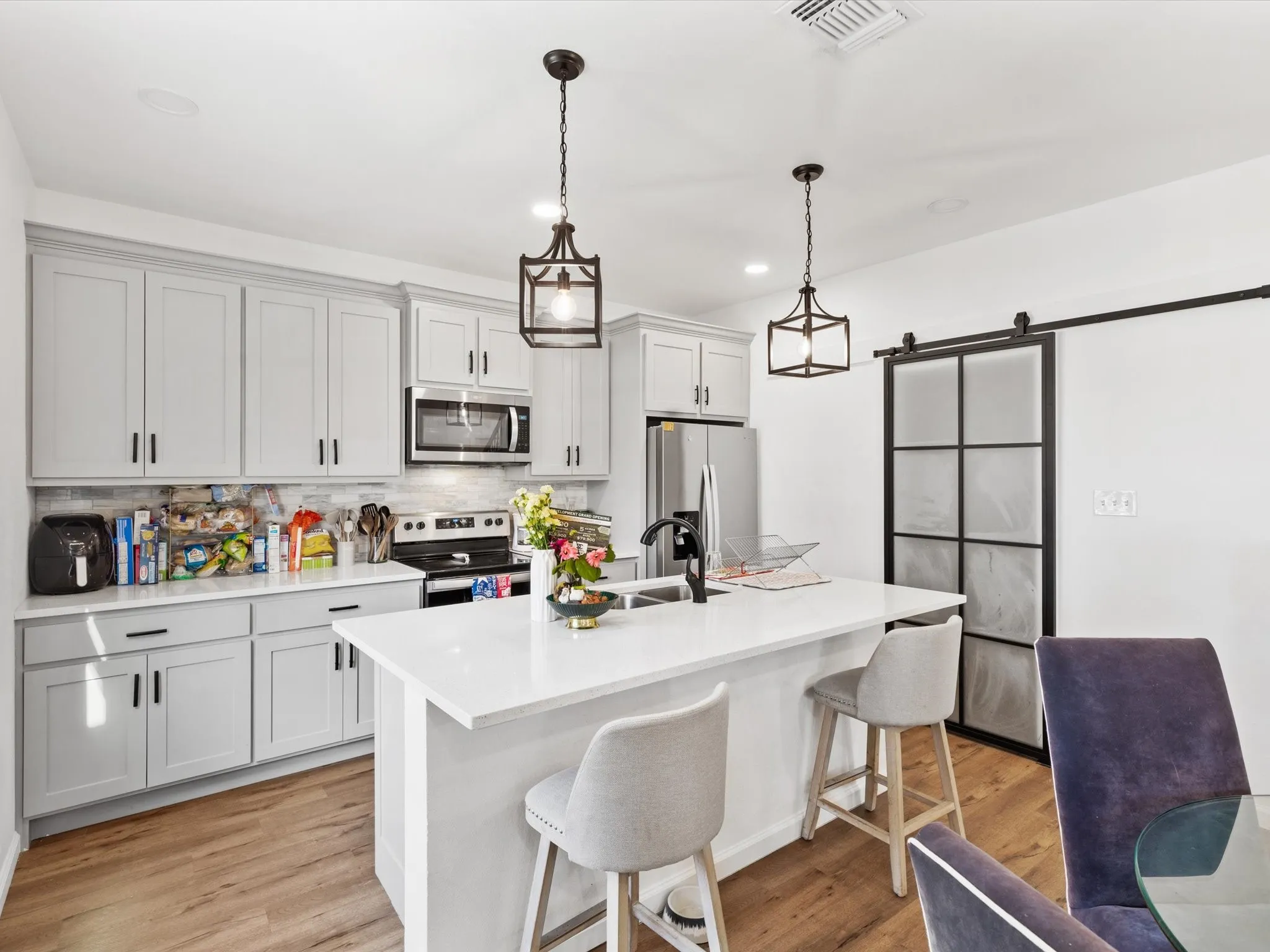 Single Family Residence For Rent in Tarrant County , 3517 Mission Street, Fort Worth, Texas 76109, 4 Bedroom, 5 Bathroom, Garage spaces, 2,760 Sqft, built in 2022, mls#21259956, Real Estate Agent in Fort Worth, Homes For Rent in Tarrant county, Homes For Rent in Fort Worth, Realtor in Fort Worth Texas, Real Estate Brokerage Independent Realty Texas, Luminita Cordes Realtor