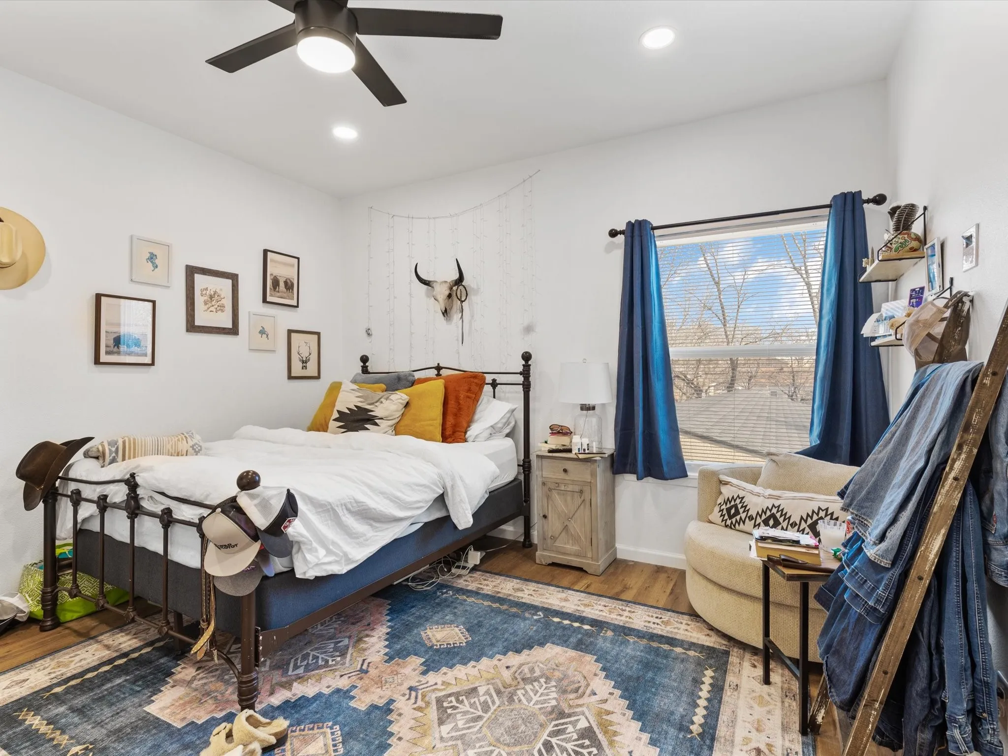 Single Family Residence For Rent in Tarrant County , 3517 Mission Street, Fort Worth, Texas 76109, 4 Bedroom, 5 Bathroom, Garage spaces, 2,760 Sqft, built in 2022, mls#21259956, Real Estate Agent in Fort Worth, Homes For Rent in Tarrant county, Homes For Rent in Fort Worth, Realtor in Fort Worth Texas, Real Estate Brokerage Independent Realty Texas, Luminita Cordes Realtor