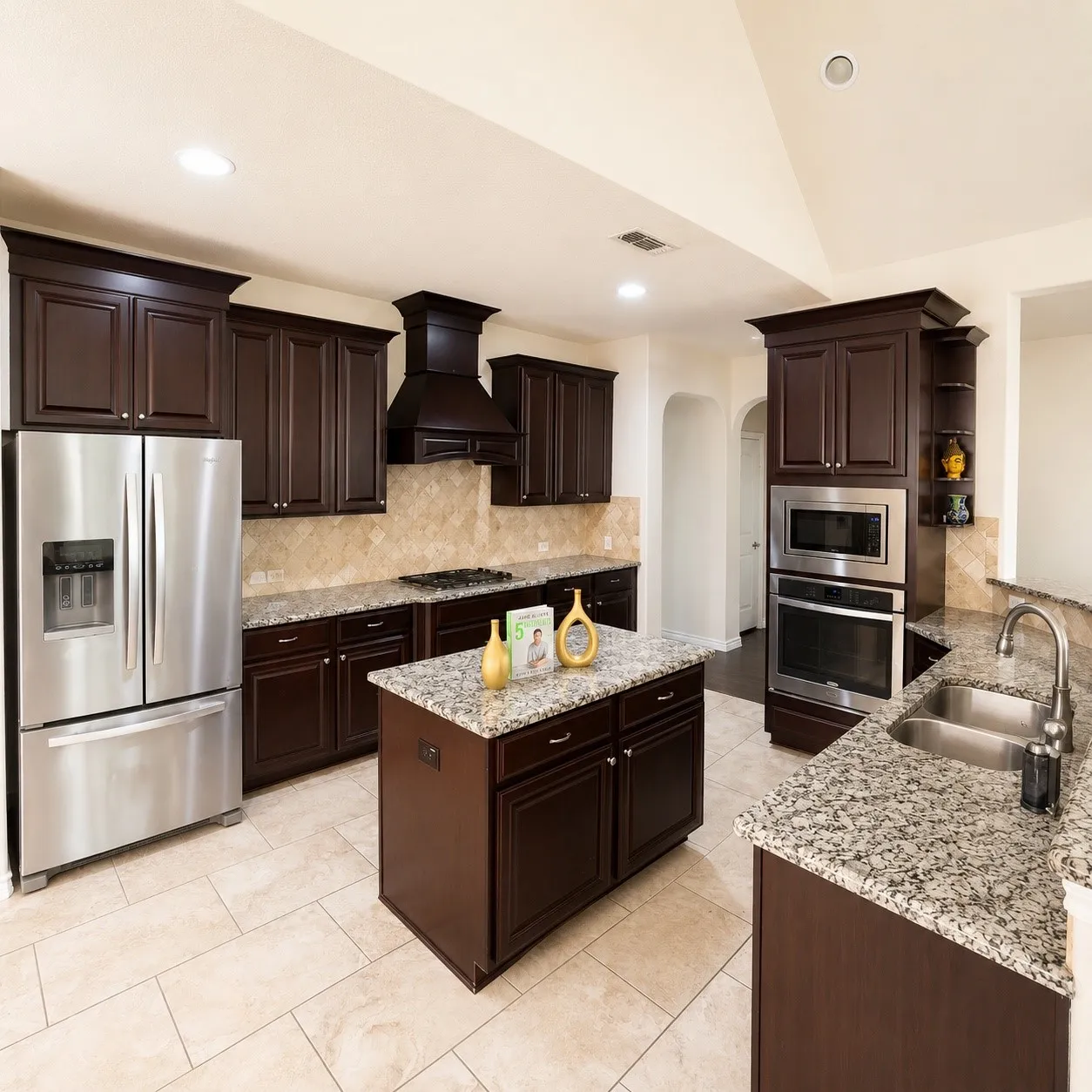 Single Family Residence For Sale in Tarrant County , 8416 Whistling Duck Drive, Fort Worth, Texas 76118, 4 Bedrooms, 3 Bathrooms, 2 Garage spaces, 3,543 Sqft, built in 2013, Price $569,990, mls#21258655, Real Estate Agent in Fort Worth, Homes For Sale in Tarrant county, Homes For Sale in Fort Worth, Realtor in Fort Worth Texas, Real Estate Brokerage Independent Realty Texas, Luminita Cordes Realtor