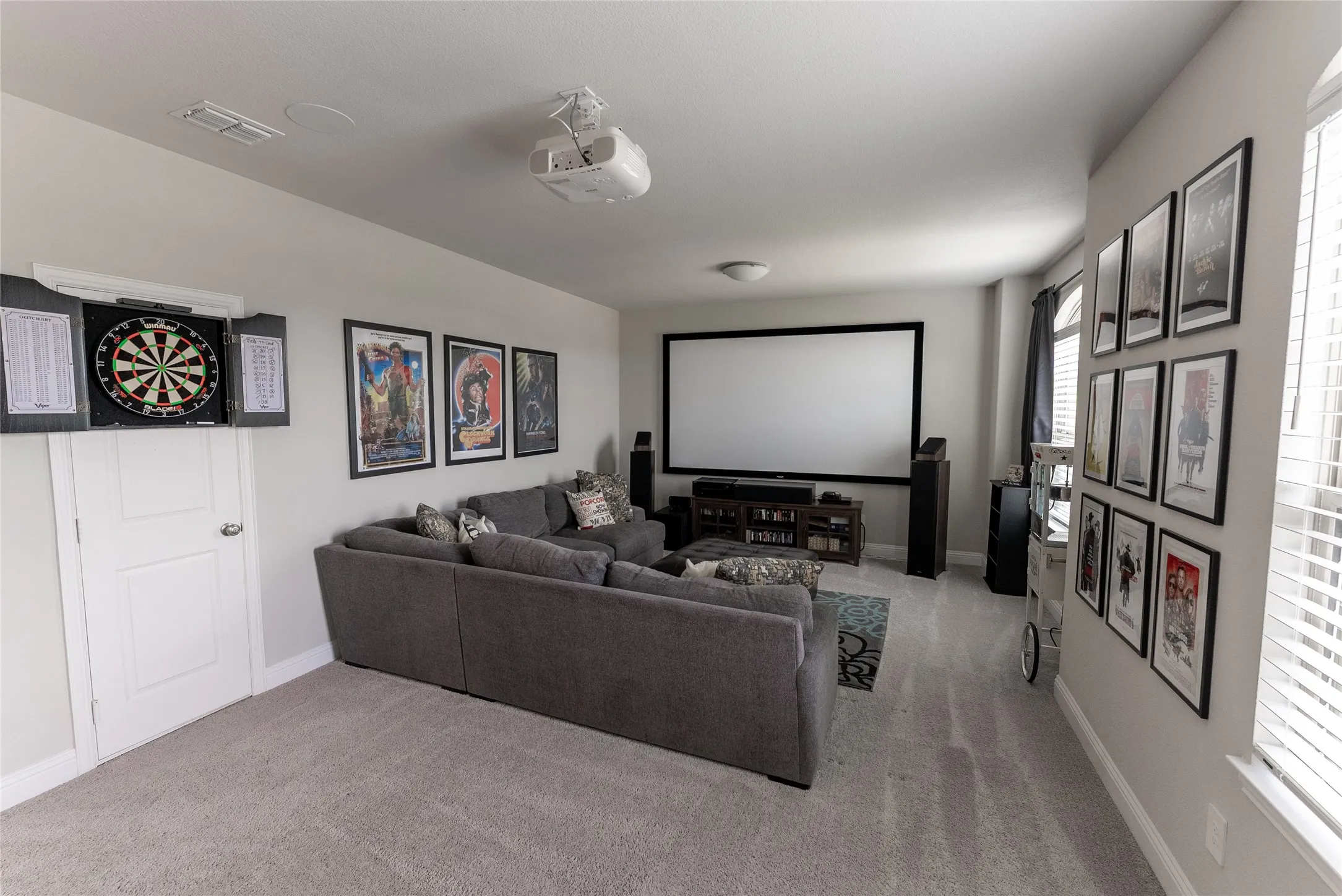 Top of stairs featuring space for large furniture to play games or watch your favorite films.