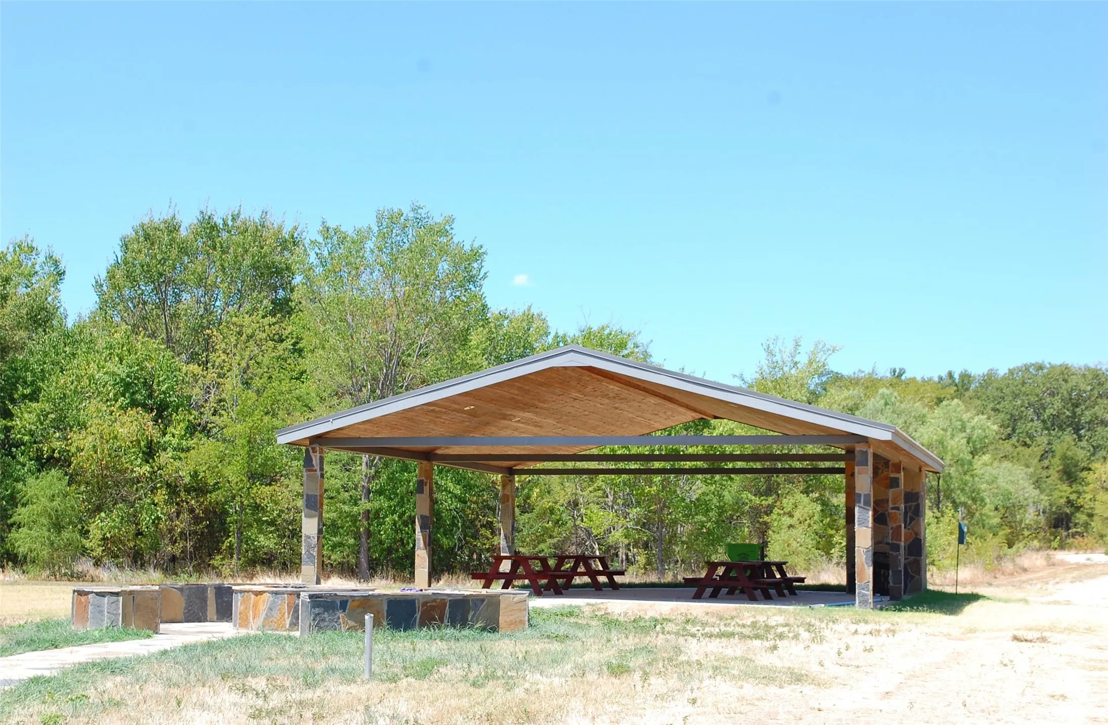 Improved Land For Sale in Kaufman County , 7137 COUNTY ROAD 4042, Kemp, Texas 75143, 0, 0, Garage spaces, 0 Sqft, built in 0, Price $120,000, mls#21264190, Real Estate Agent in Kemp, Homes For Sale in Kaufman county, Homes For Sale in Kemp, Realtor in Kemp Texas, Real Estate Brokerage Independent Realty Texas, Luminita Cordes Realtor