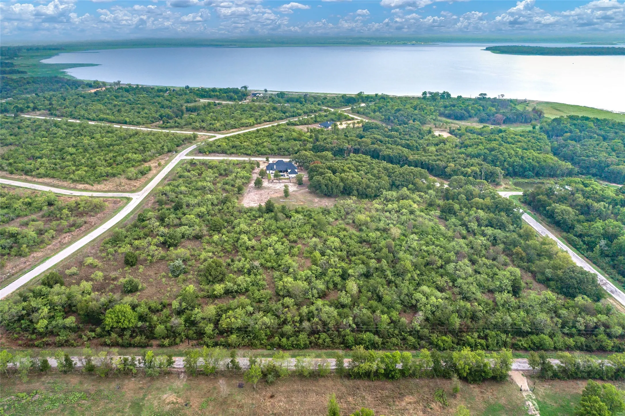 Improved Land For Sale in Kaufman County , 7137 COUNTY ROAD 4042, Kemp, Texas 75143, 0, 0, Garage spaces, 0 Sqft, built in 0, Price $120,000, mls#21264190, Real Estate Agent in Kemp, Homes For Sale in Kaufman county, Homes For Sale in Kemp, Realtor in Kemp Texas, Real Estate Brokerage Independent Realty Texas, Luminita Cordes Realtor