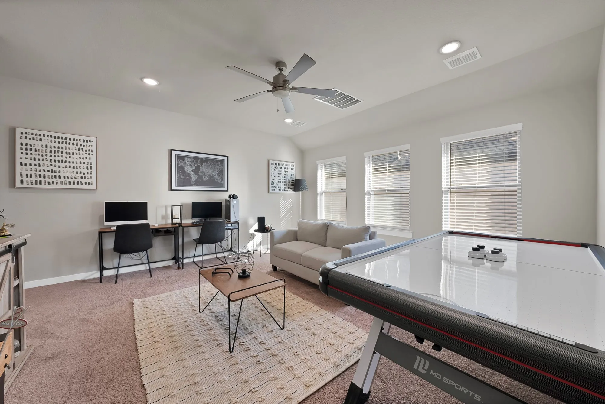 Single Family Residence For Sale in Collin County , 449 Beechwood Drive, Lavon, Texas 75166, 6 Bedroom, 4 Bathroom, Garage spaces, 4,383 Sqft, built in 2021, mls#21264198, Real Estate Agent in Lavon, Homes For Sale in Collin county, Homes For Sale in Lavon, Realtor in Lavon Texas, Real Estate Brokerage Independent Realty Texas, Luminita Cordes Realtor