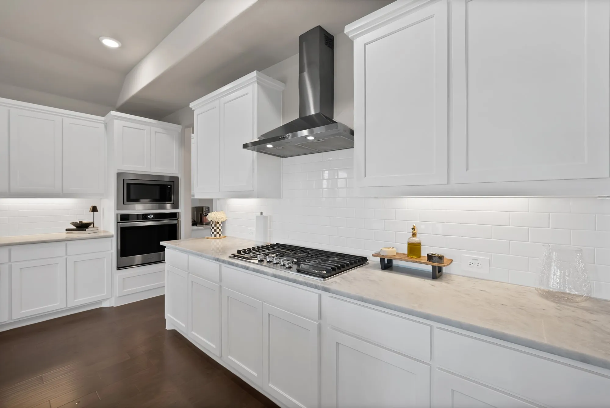 Single Family Residence For Sale in Collin County , 449 Beechwood Drive, Lavon, Texas 75166, 6 Bedroom, 4 Bathroom, Garage spaces, 4,383 Sqft, built in 2021, mls#21264198, Real Estate Agent in Lavon, Homes For Sale in Collin county, Homes For Sale in Lavon, Realtor in Lavon Texas, Real Estate Brokerage Independent Realty Texas, Luminita Cordes Realtor