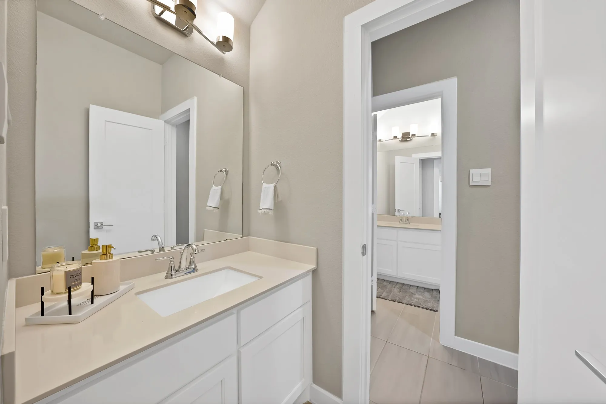Single Family Residence For Sale in Collin County , 449 Beechwood Drive, Lavon, Texas 75166, 6 Bedroom, 4 Bathroom, Garage spaces, 4,383 Sqft, built in 2021, mls#21264198, Real Estate Agent in Lavon, Homes For Sale in Collin county, Homes For Sale in Lavon, Realtor in Lavon Texas, Real Estate Brokerage Independent Realty Texas, Luminita Cordes Realtor