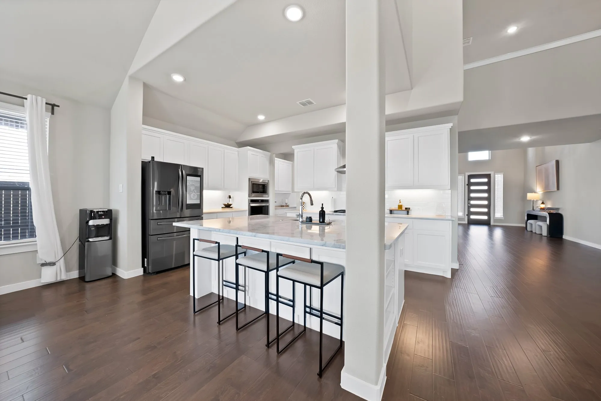 Single Family Residence For Sale in Collin County , 449 Beechwood Drive, Lavon, Texas 75166, 6 Bedroom, 4 Bathroom, Garage spaces, 4,383 Sqft, built in 2021, mls#21264198, Real Estate Agent in Lavon, Homes For Sale in Collin county, Homes For Sale in Lavon, Realtor in Lavon Texas, Real Estate Brokerage Independent Realty Texas, Luminita Cordes Realtor