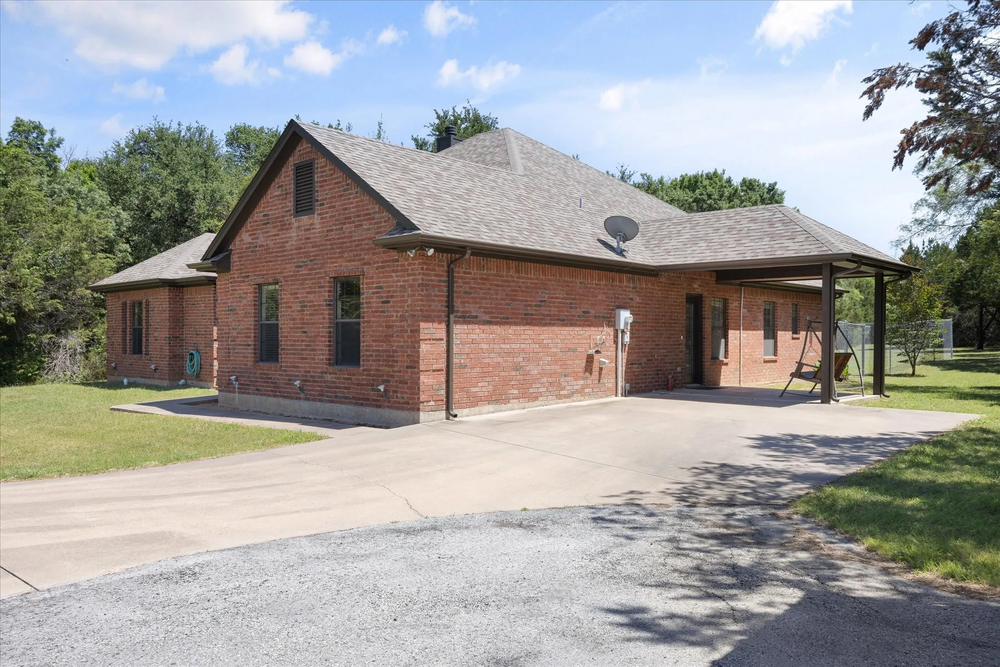Additional carport parking