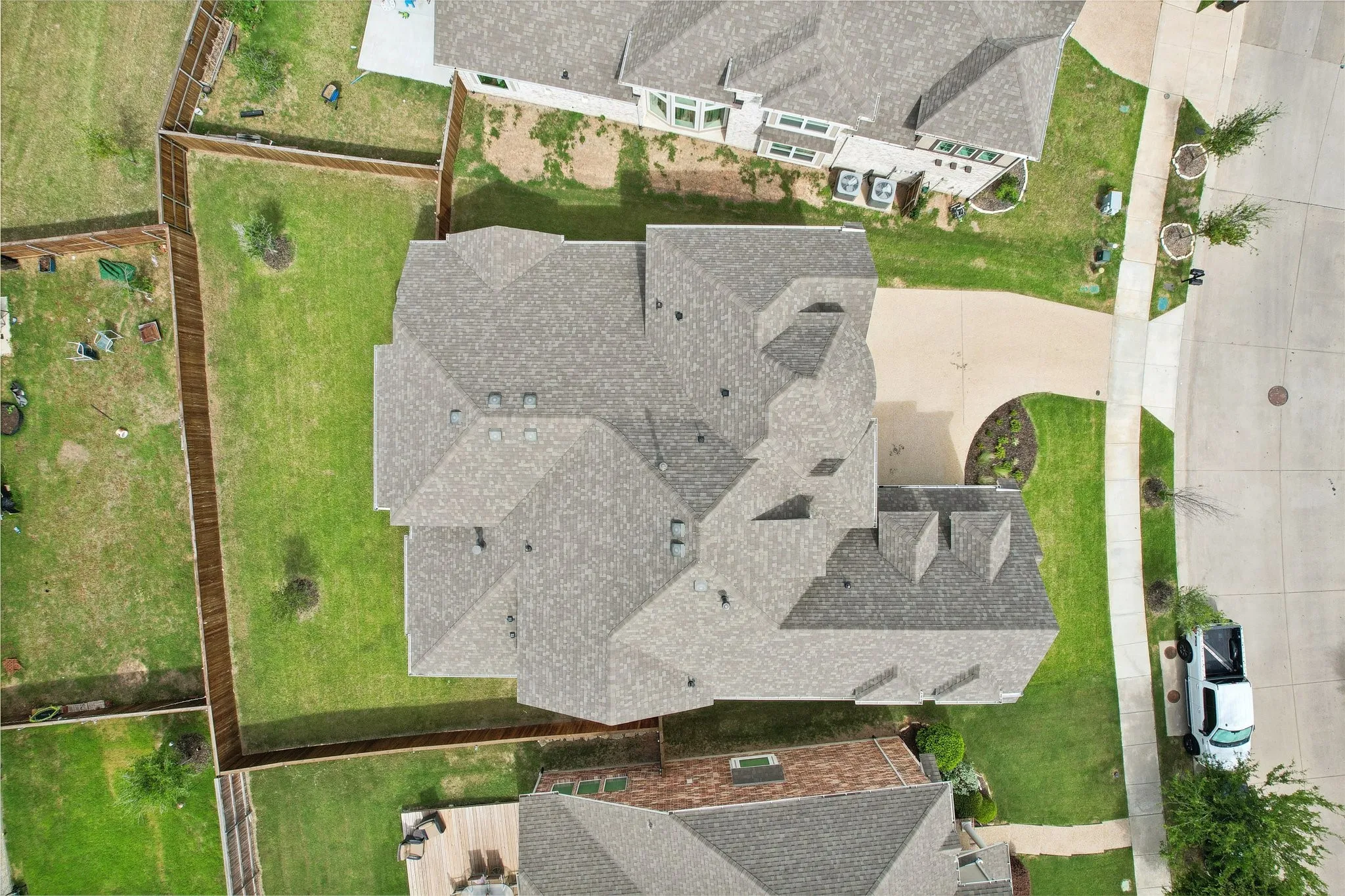 Single Family Residence For Sale in Denton County , 925 Oglethorpe Lane, Savannah, Texas 76227, 5 Bedrooms, 4 Bathrooms, 3 Garage spaces, 3,826 Sqft, built in 2023, Price $799,990, mls#21257308, Real Estate Agent in Savannah, Homes For Sale in Denton county, Homes For Sale in Savannah, Realtor in Savannah Texas, Real Estate Brokerage Independent Realty Texas, Luminita Cordes Realtor
