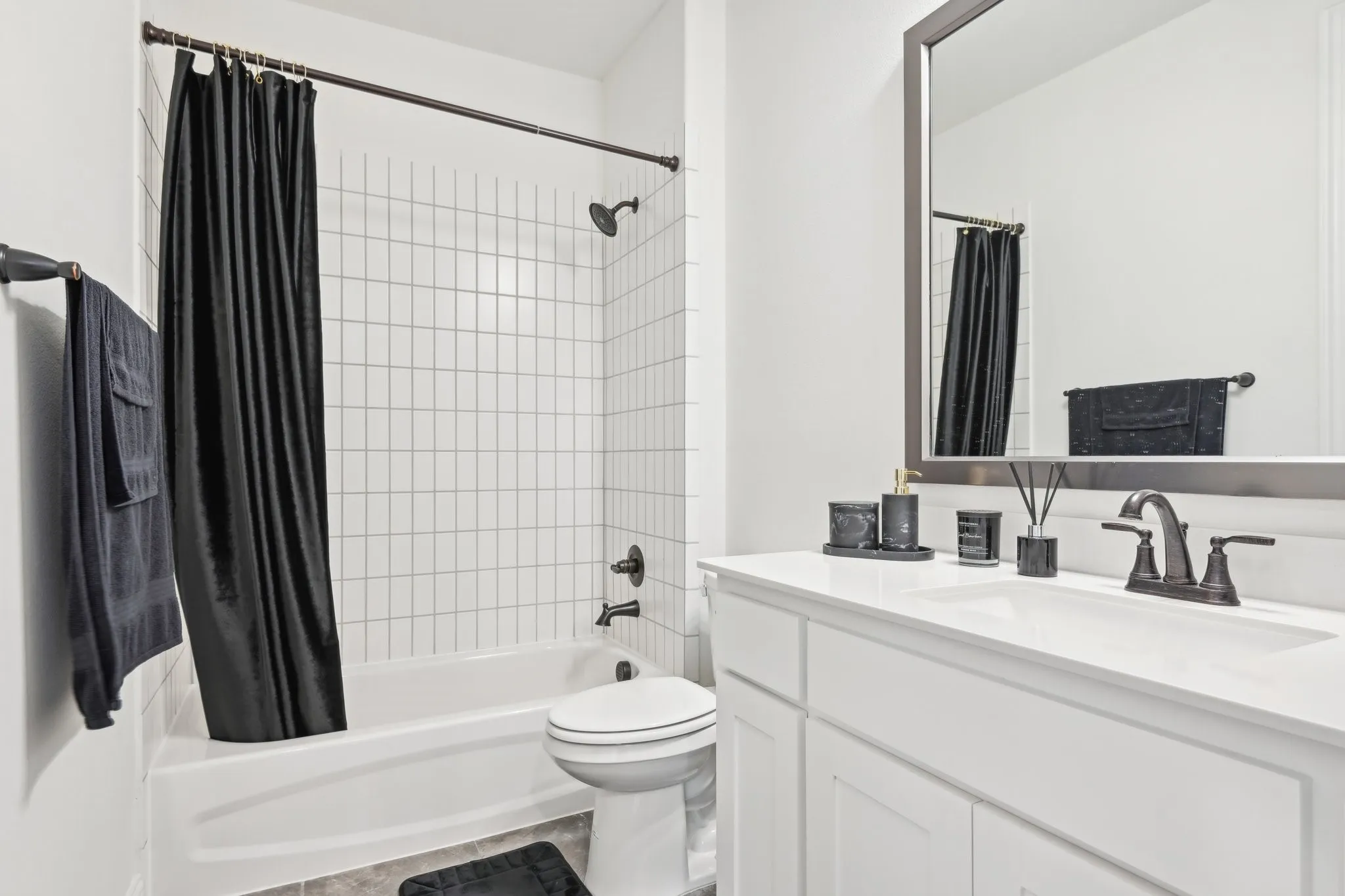 Single Family Residence For Sale in Denton County , 925 Oglethorpe Lane, Savannah, Texas 76227, 5 Bedrooms, 4 Bathrooms, 3 Garage spaces, 3,826 Sqft, built in 2023, Price $799,990, mls#21257308, Real Estate Agent in Savannah, Homes For Sale in Denton county, Homes For Sale in Savannah, Realtor in Savannah Texas, Real Estate Brokerage Independent Realty Texas, Luminita Cordes Realtor
