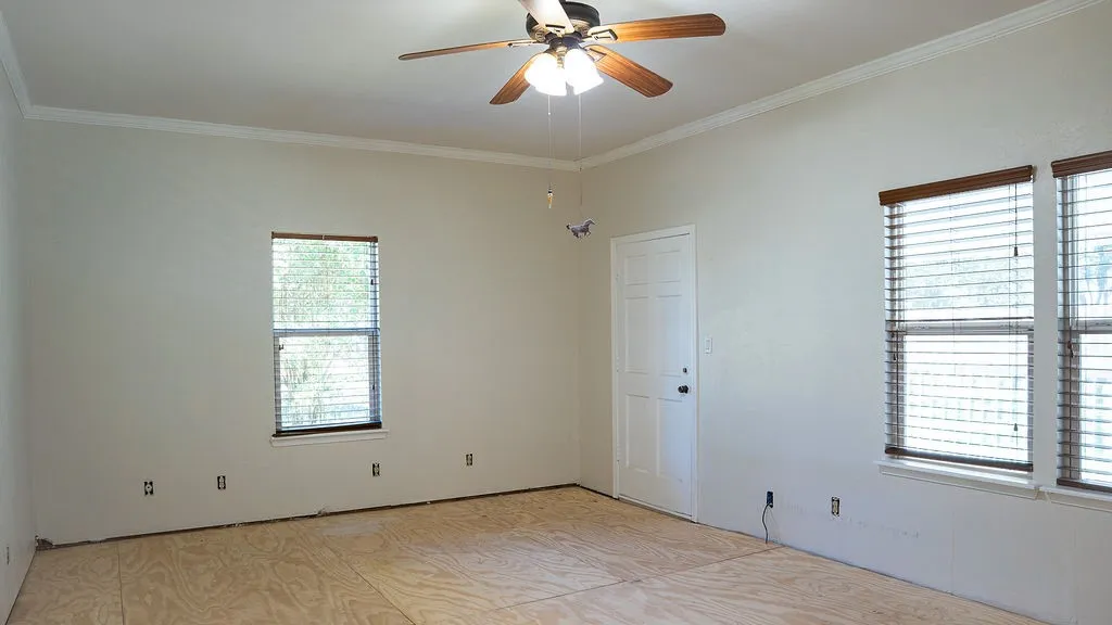 Bedroom has door access to front porch.