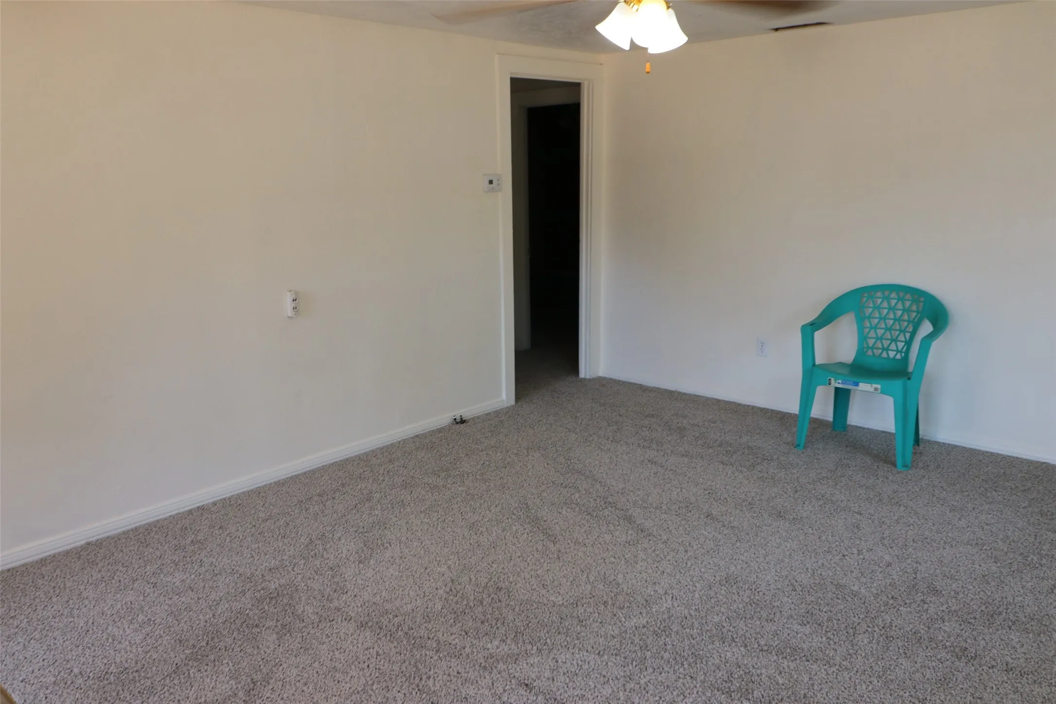 Mobile Home For Sale in Erath County , 5209 US Highway 67, Stephenville, Texas 76401, 3 Bedroom, 2 Bathroom, Garage spaces, 2,292 Sqft, built in 1945, mls#21258511, Real Estate Agent in Stephenville, Homes For Sale in Erath county, Homes For Sale in Stephenville, Realtor in Stephenville Texas, Real Estate Brokerage Independent Realty Texas, Luminita Cordes Realtor