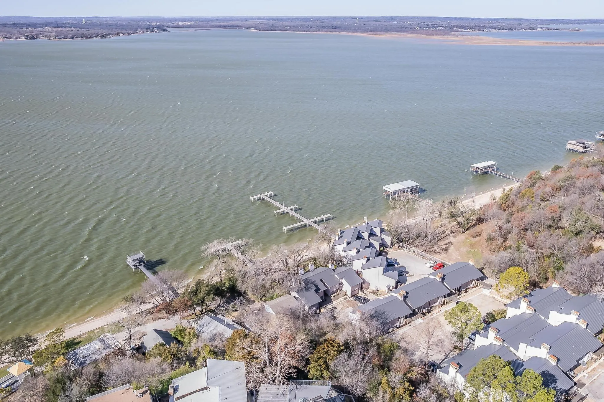 Condominium For Sale in Tarrant County , 9999 Boat Club Road 311, Fort Worth, Texas 76179, 3 Bedroom, 4 Bathroom, Garage spaces, 1,460 Sqft, built in 1970, mls#21261914, Real Estate Agent in Fort Worth, Homes For Sale in Tarrant county, Homes For Sale in Fort Worth, Realtor in Fort Worth Texas, Real Estate Brokerage Independent Realty Texas, Luminita Cordes Realtor
