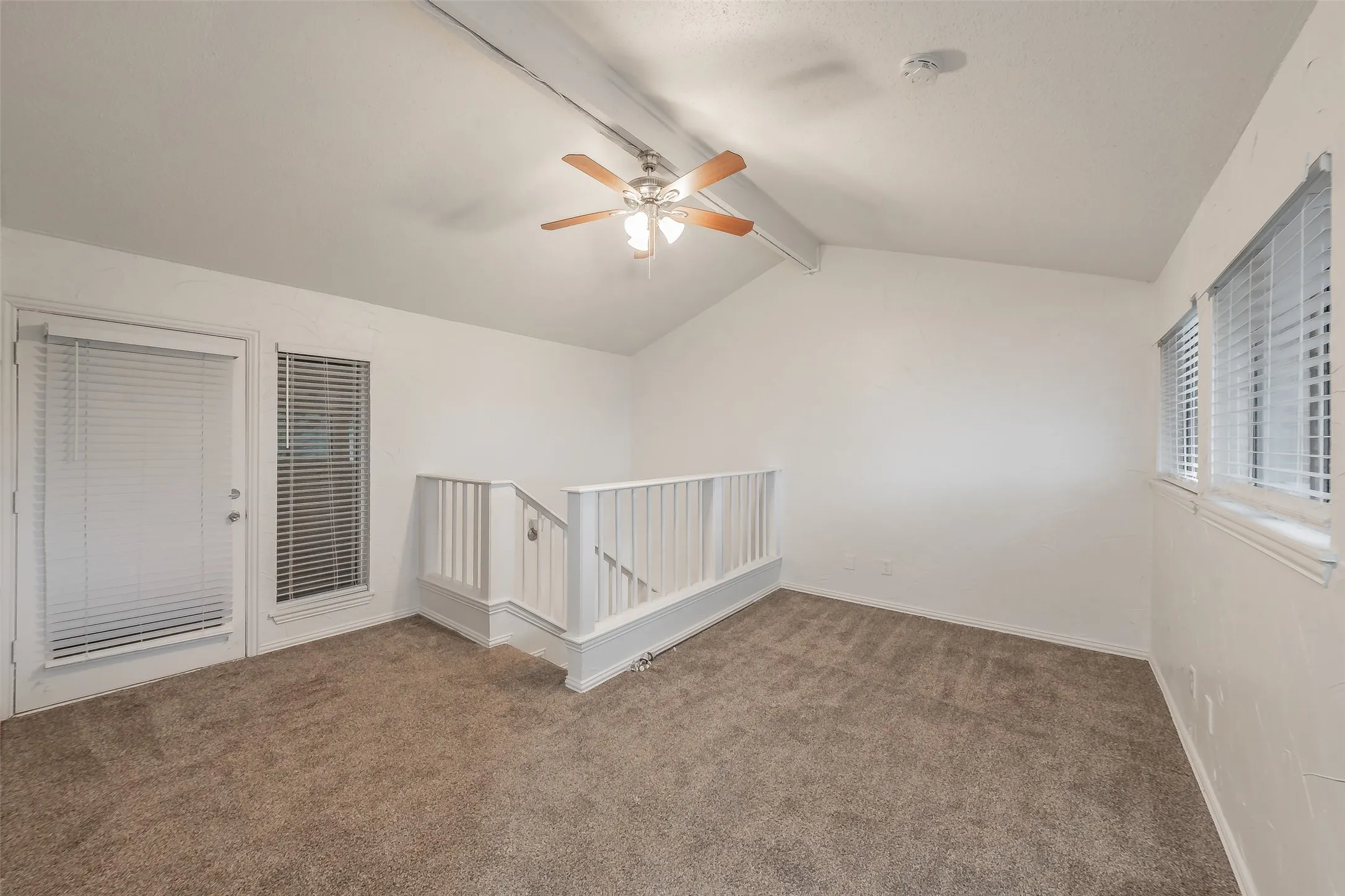 Condominium For Sale in Tarrant County , 9999 Boat Club Road 311, Fort Worth, Texas 76179, 3 Bedroom, 4 Bathroom, Garage spaces, 1,460 Sqft, built in 1970, mls#21261914, Real Estate Agent in Fort Worth, Homes For Sale in Tarrant county, Homes For Sale in Fort Worth, Realtor in Fort Worth Texas, Real Estate Brokerage Independent Realty Texas, Luminita Cordes Realtor