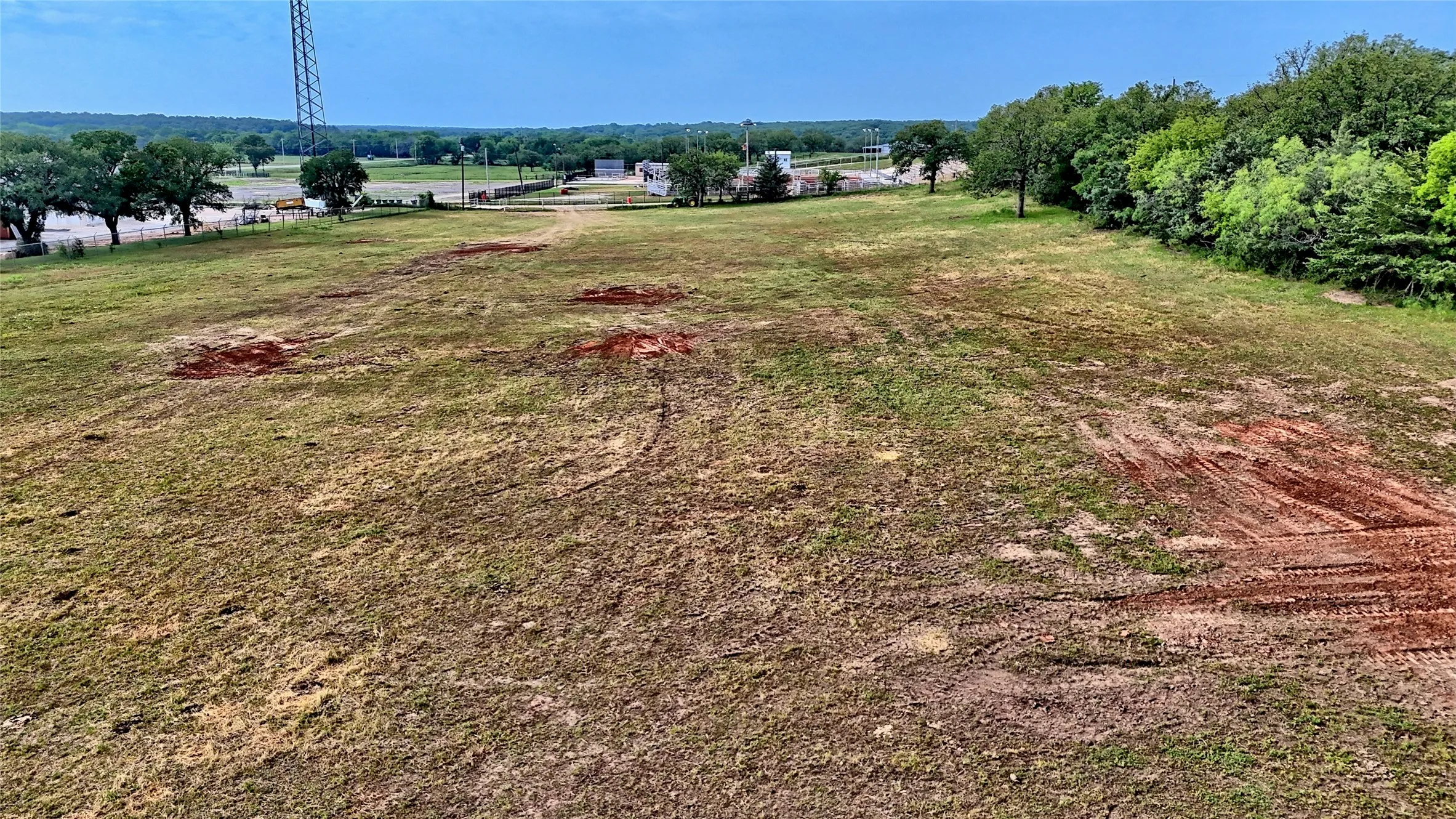 Single Family Residence For Sale in Montague County , 201 Croxton Street, Nocona, Texas 76255, 2 Bedrooms, 1 Bathroom, Garage spaces, 938 Sqft, built in 1936, Price $300,000, mls#21264299, Real Estate Agent in Nocona, Homes For Sale in Montague county, Homes For Sale in Nocona, Realtor in Nocona Texas, Real Estate Brokerage Independent Realty Texas, Luminita Cordes Realtor