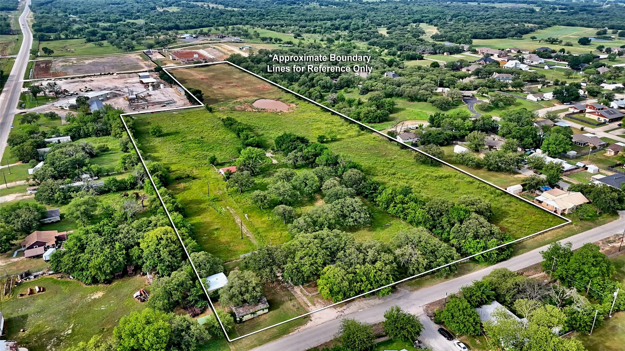 Single Family Residence For Sale in Montague County , 201 Croxton Street, Nocona, Texas 76255, 2 Bedrooms, 1 Bathroom, Garage spaces, 938 Sqft, built in 1936, Price $300,000, mls#21264299, Real Estate Agent in Nocona, Homes For Sale in Montague county, Homes For Sale in Nocona, Realtor in Nocona Texas, Real Estate Brokerage Independent Realty Texas, Luminita Cordes Realtor