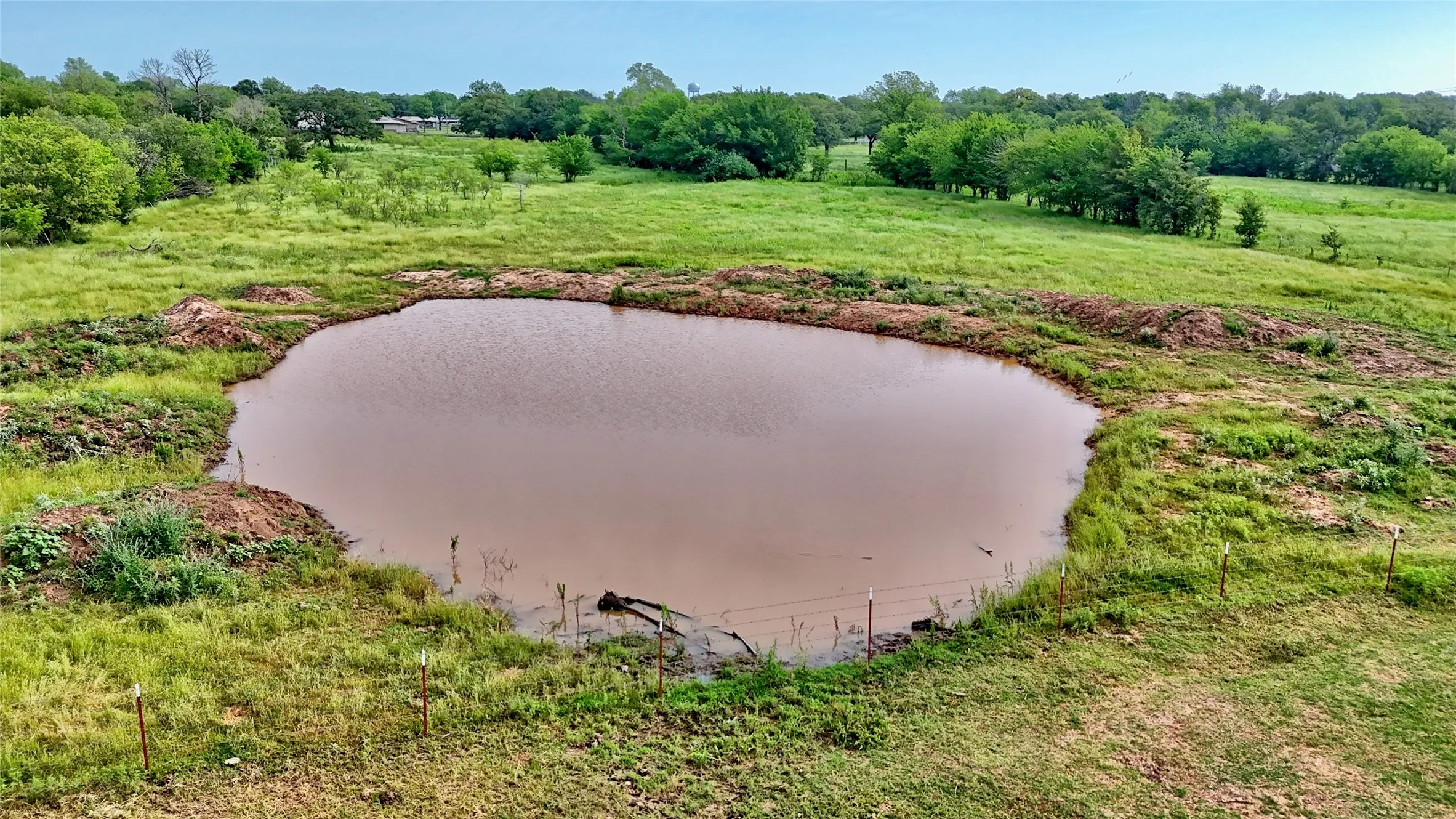 Single Family Residence For Sale in Montague County , 201 Croxton Street, Nocona, Texas 76255, 2 Bedrooms, 1 Bathroom, Garage spaces, 938 Sqft, built in 1936, Price $300,000, mls#21264299, Real Estate Agent in Nocona, Homes For Sale in Montague county, Homes For Sale in Nocona, Realtor in Nocona Texas, Real Estate Brokerage Independent Realty Texas, Luminita Cordes Realtor