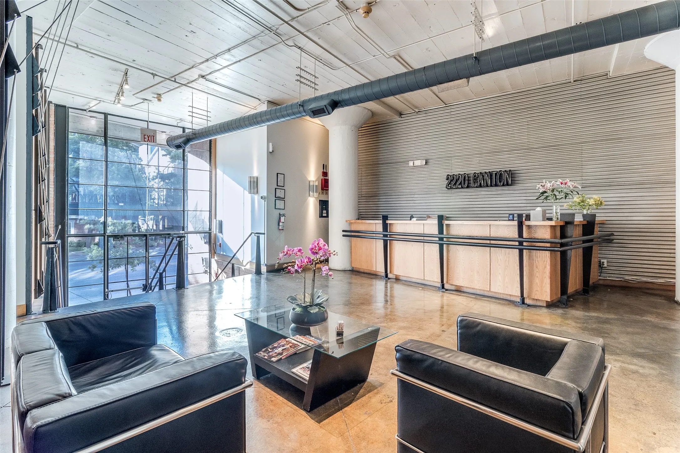 Condominium For Sale in Dallas County , 2220 Canton Street 401, Dallas, Texas 75201, 2 Bedroom, 3 Bathroom, 2 Garage spaces, 2,729 Sqft, built in 1925, mls#21264116, Real Estate Agent in Dallas, Homes For Sale in Dallas county, Homes For Sale in Dallas, Realtor in Dallas Texas, Real Estate Brokerage Independent Realty Texas, Luminita Cordes Realtor