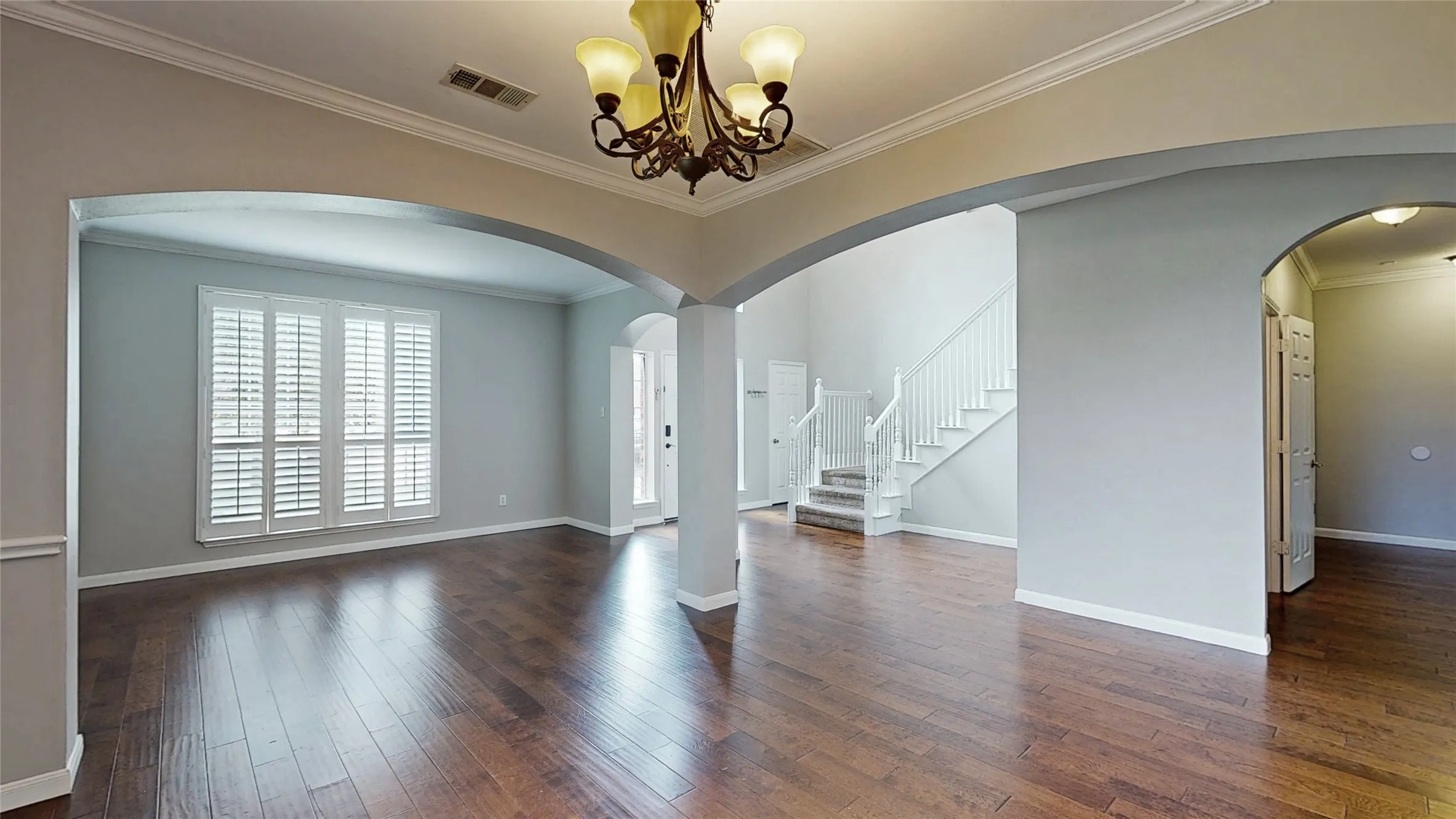 Single Family Residence For Sale in Denton County , 4107 Pine Glen Road, Corinth, Texas 76208, 5 Bedroom, 4 Bathroom, 2 Garage spaces, 4,261 Sqft, built in 2003, mls#21262790, Real Estate Agent in Corinth, Homes For Sale in Denton county, Homes For Sale in Corinth, Realtor in Corinth Texas, Real Estate Brokerage Independent Realty Texas, Luminita Cordes Realtor
