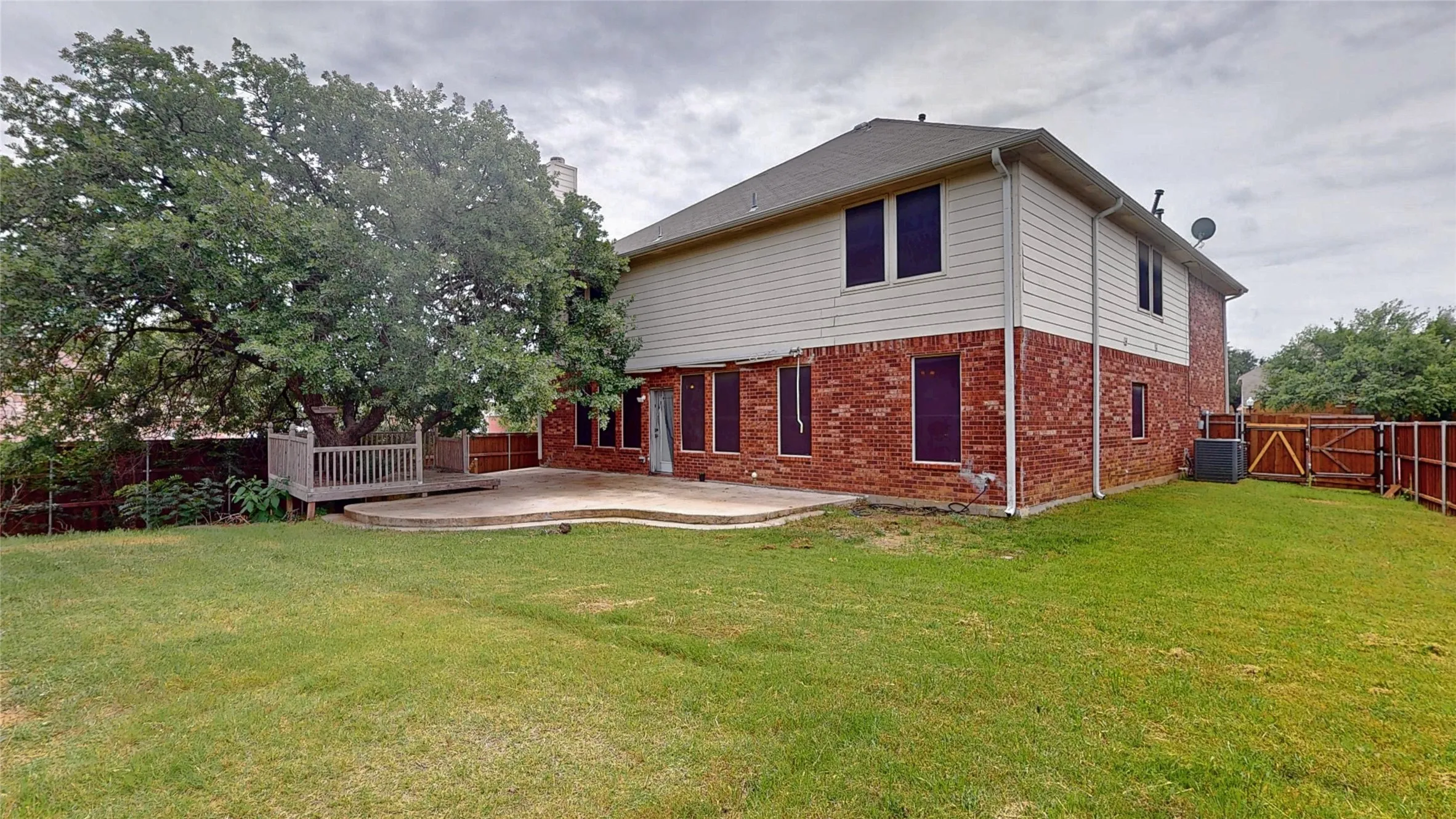 Single Family Residence For Sale in Denton County , 4107 Pine Glen Road, Corinth, Texas 76208, 5 Bedroom, 4 Bathroom, 2 Garage spaces, 4,261 Sqft, built in 2003, mls#21262790, Real Estate Agent in Corinth, Homes For Sale in Denton county, Homes For Sale in Corinth, Realtor in Corinth Texas, Real Estate Brokerage Independent Realty Texas, Luminita Cordes Realtor
