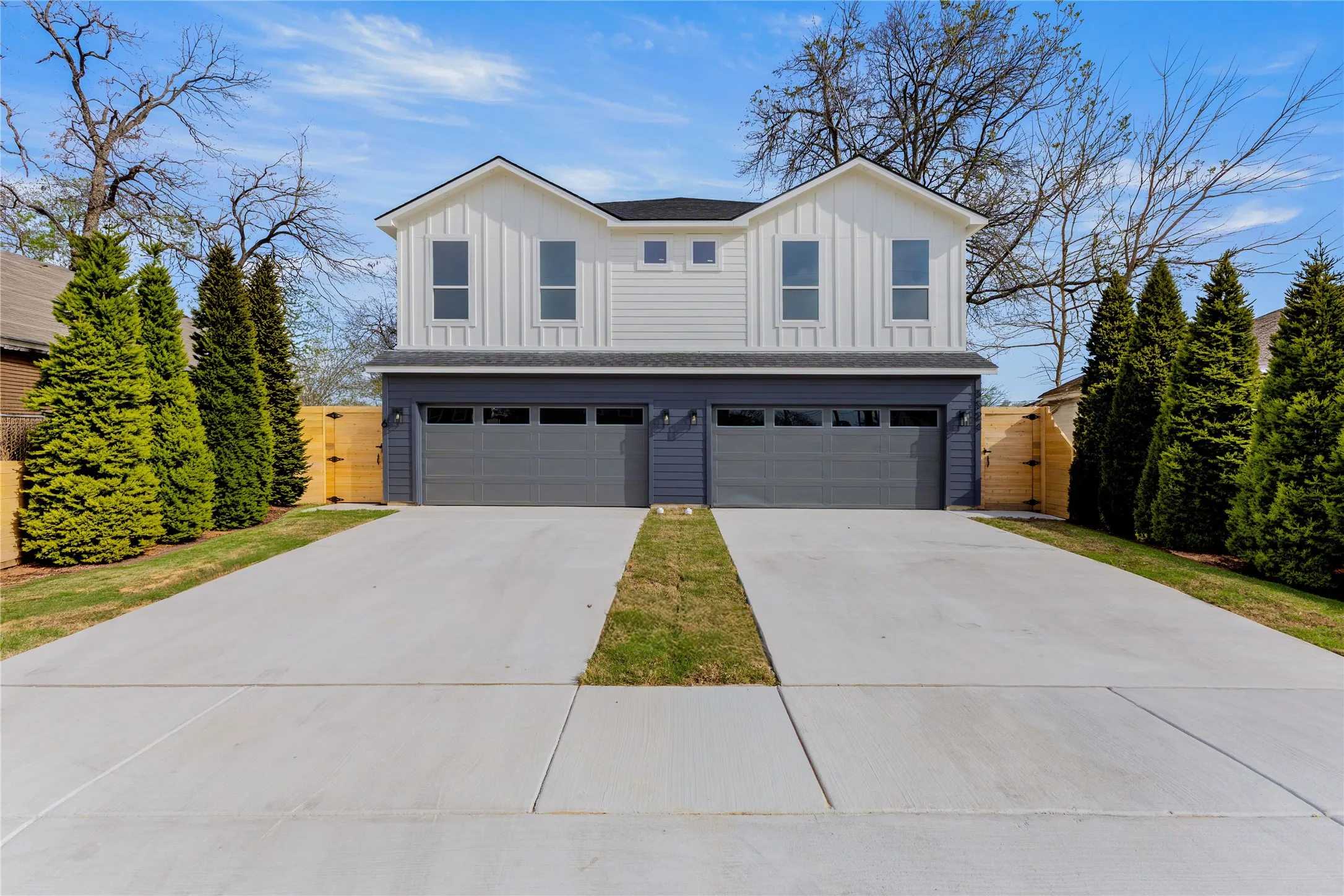Single Family Residence For Sale in Dallas County , 3526 Spring Avenue, Dallas, Texas 75210, 3 Bedroom, 3 Bathroom, 2 Garage spaces, 1,750 Sqft, built in 2026, mls#21264345, Real Estate Agent in Dallas, Homes For Sale in Dallas county, Homes For Sale in Dallas, Realtor in Dallas Texas, Real Estate Brokerage Independent Realty Texas, Luminita Cordes Realtor