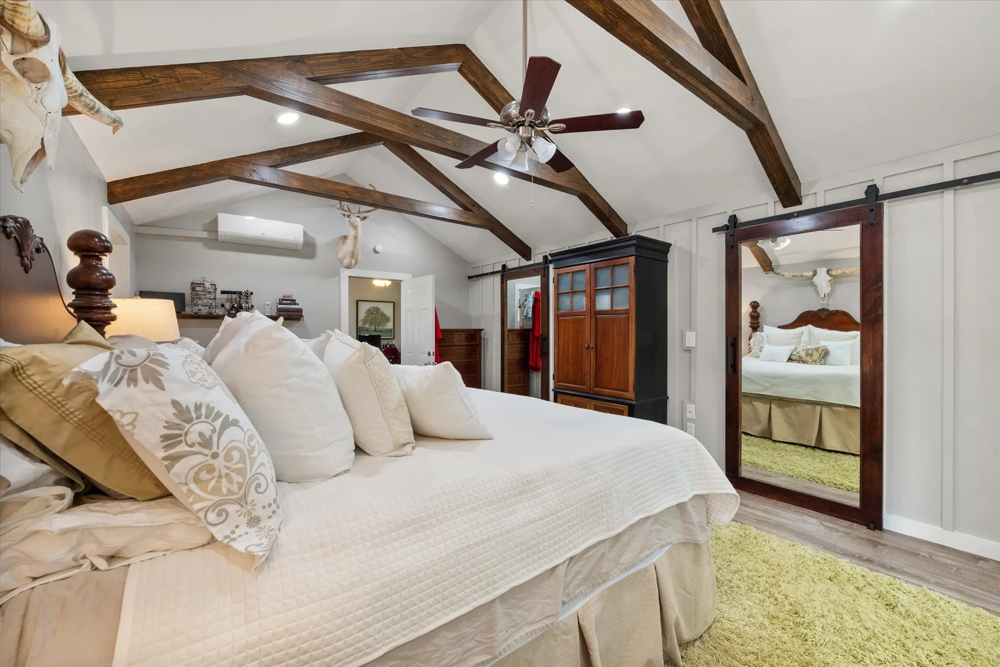 Vaulted ceilings with exposed wood beams