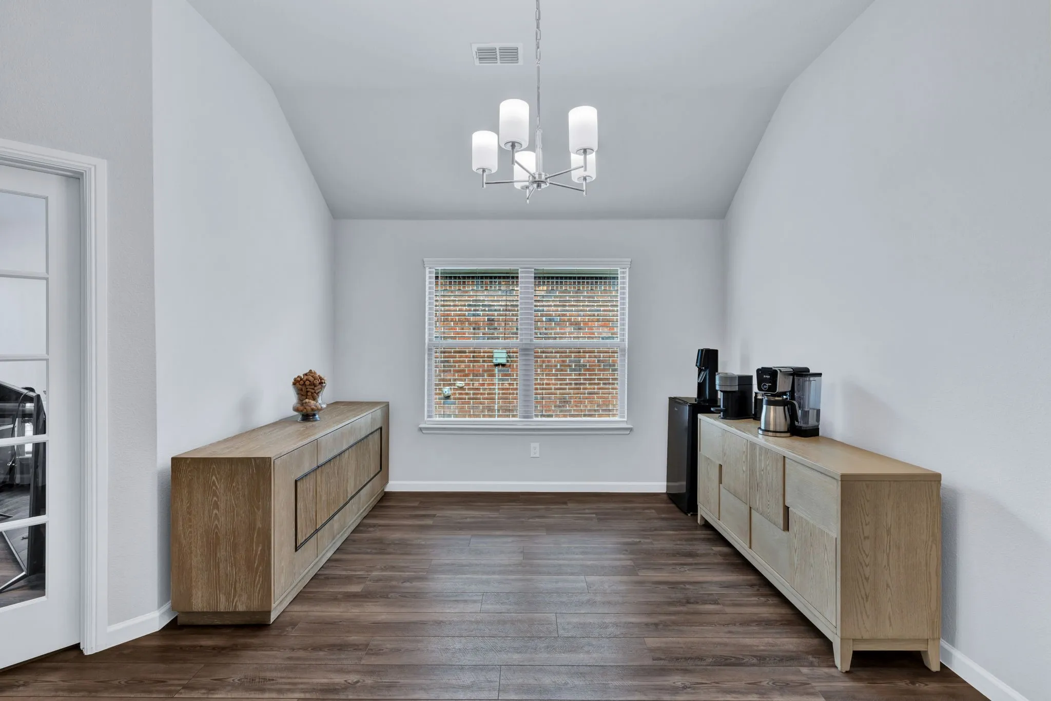 Single Family Residence For Sale in Collin County , 1509 Wayback Drive, Celina, Texas 75009, 3 Bedroom, 2 Bathroom, 2 Garage spaces, 1,929 Sqft, built in 2021, Price $440,000, mls#21263114, Real Estate Agent in Celina, Homes For Sale in Collin county, Homes For Sale in Celina, Realtor in Celina Texas, Real Estate Brokerage Independent Realty Texas, Luminita Cordes Realtor