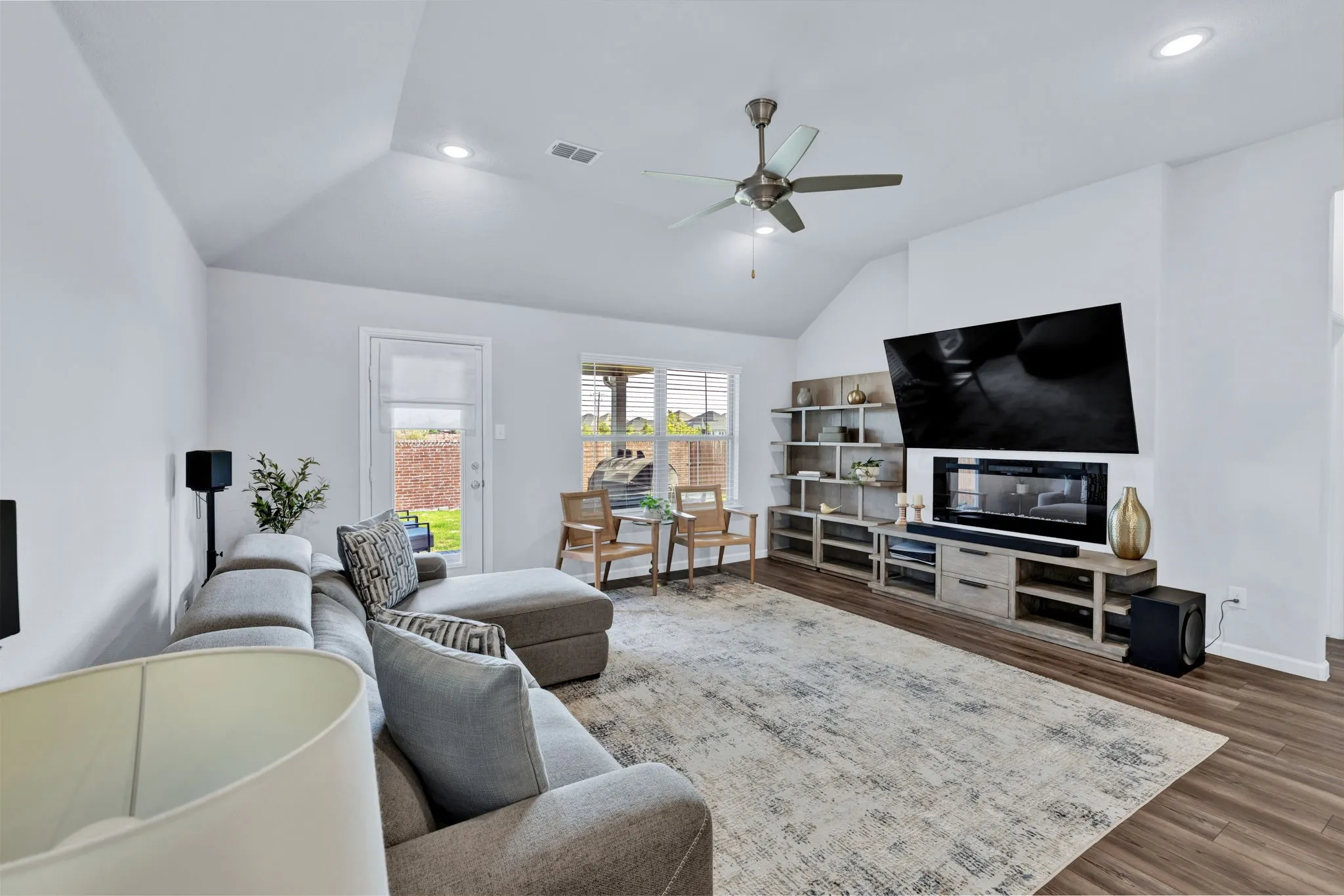 Single Family Residence For Sale in Collin County , 1509 Wayback Drive, Celina, Texas 75009, 3 Bedroom, 2 Bathroom, 2 Garage spaces, 1,929 Sqft, built in 2021, Price $440,000, mls#21263114, Real Estate Agent in Celina, Homes For Sale in Collin county, Homes For Sale in Celina, Realtor in Celina Texas, Real Estate Brokerage Independent Realty Texas, Luminita Cordes Realtor