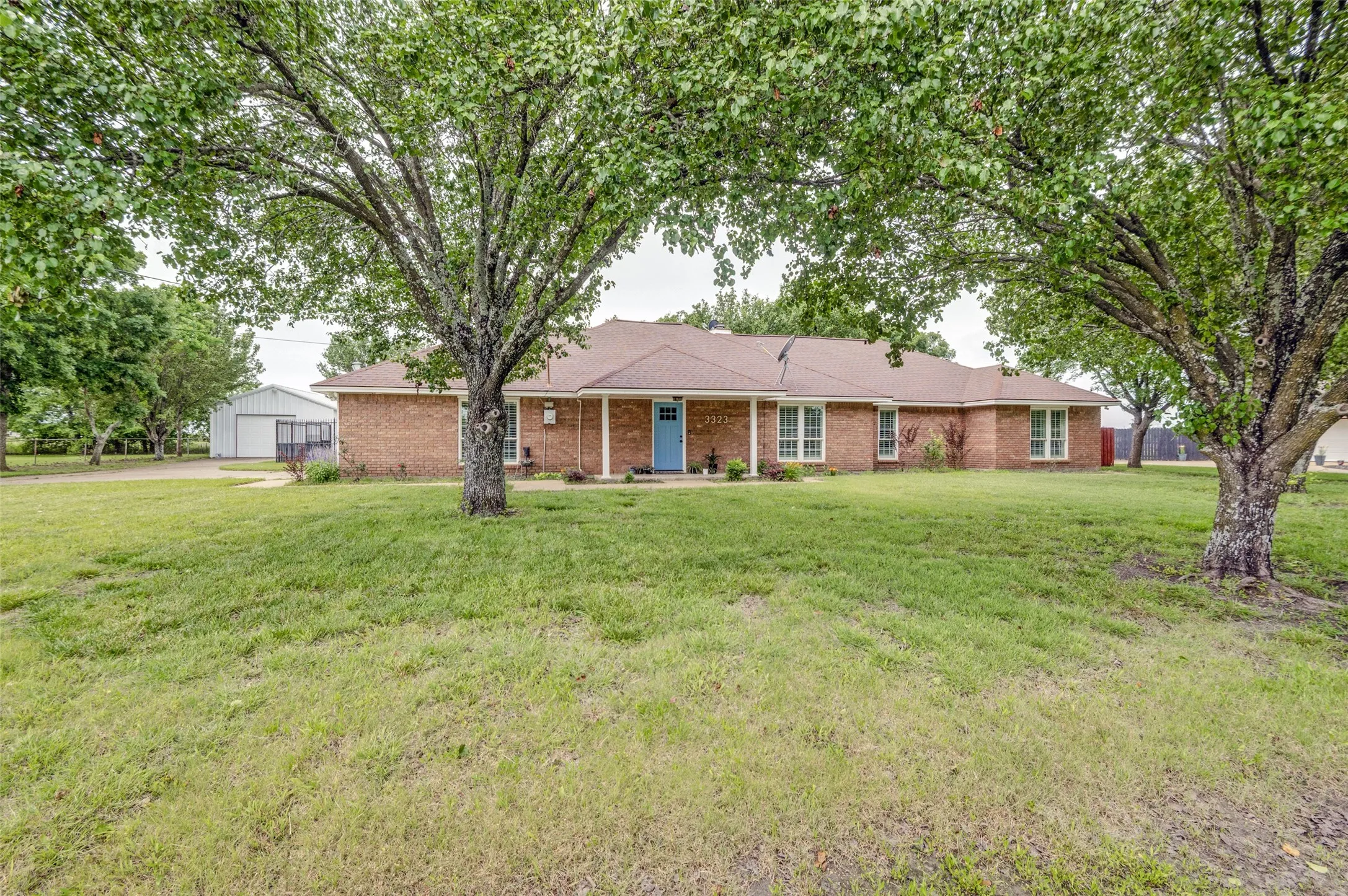 Single Family Residence For Sale in Dallas County , 3323 Dasher Street, Lancaster, Texas 75146, 4 Bedroom, 3 Bathroom, 1 Garage spaces, 2,655 Sqft, built in 1990, mls#21263988, Real Estate Agent in Lancaster, Homes For Sale in Dallas county, Homes For Sale in Lancaster, Realtor in Lancaster Texas, Real Estate Brokerage Independent Realty Texas, Luminita Cordes Realtor