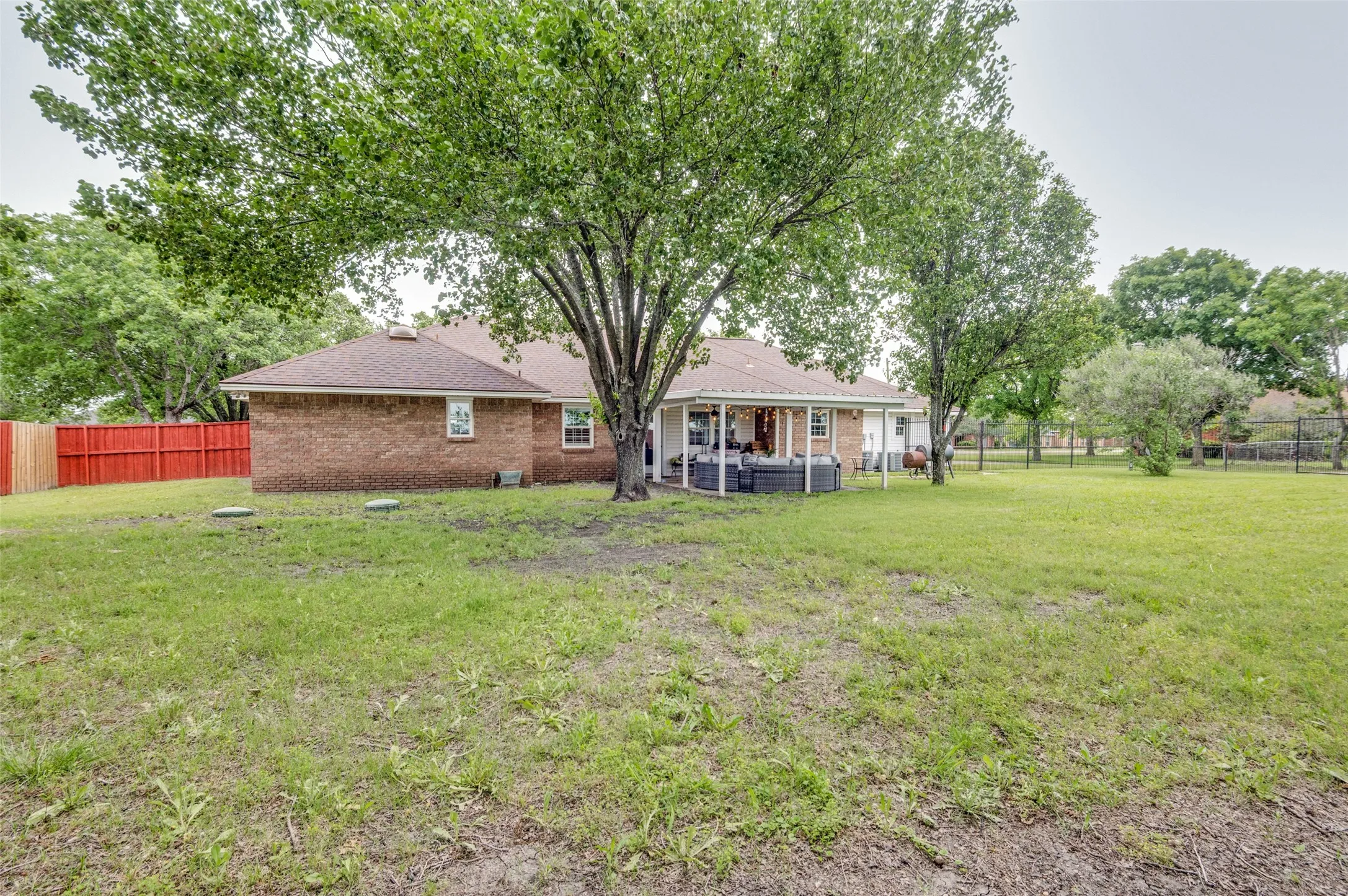 Single Family Residence For Sale in Dallas County , 3323 Dasher Street, Lancaster, Texas 75146, 4 Bedroom, 3 Bathroom, 1 Garage spaces, 2,655 Sqft, built in 1990, mls#21263988, Real Estate Agent in Lancaster, Homes For Sale in Dallas county, Homes For Sale in Lancaster, Realtor in Lancaster Texas, Real Estate Brokerage Independent Realty Texas, Luminita Cordes Realtor