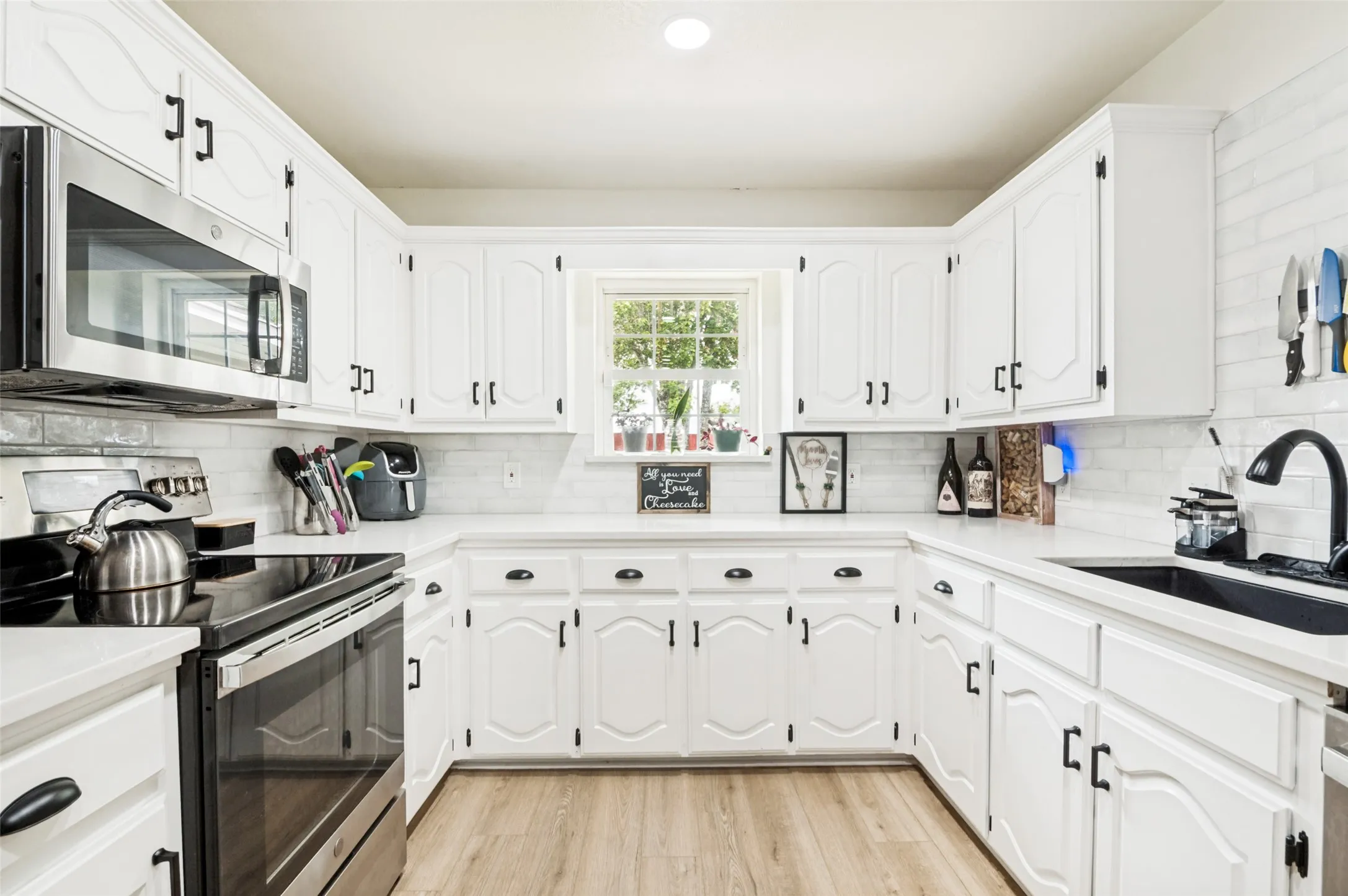 Single Family Residence For Sale in Dallas County , 3323 Dasher Street, Lancaster, Texas 75146, 4 Bedroom, 3 Bathroom, 1 Garage spaces, 2,655 Sqft, built in 1990, mls#21263988, Real Estate Agent in Lancaster, Homes For Sale in Dallas county, Homes For Sale in Lancaster, Realtor in Lancaster Texas, Real Estate Brokerage Independent Realty Texas, Luminita Cordes Realtor