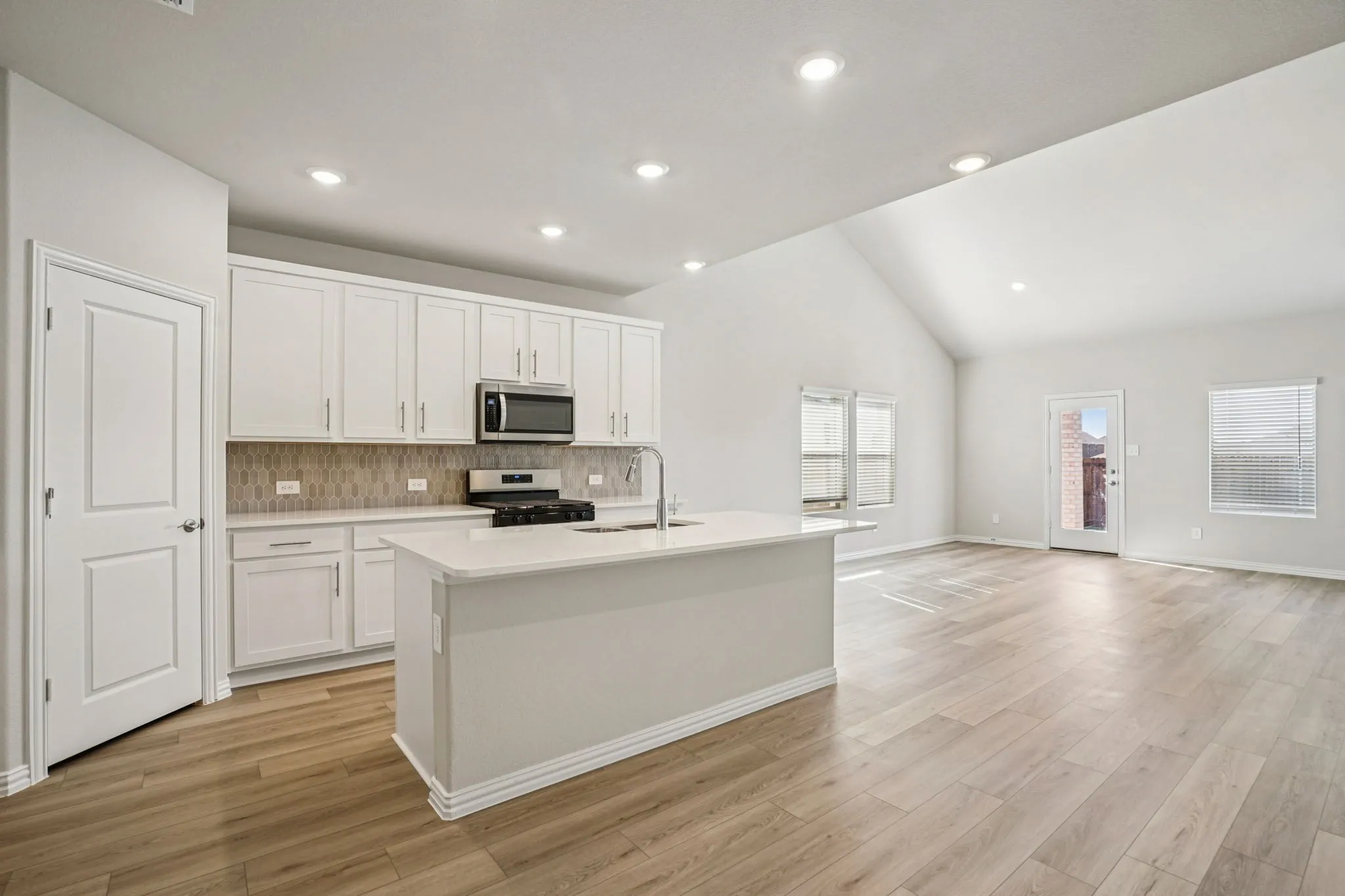 Single Family Residence For Sale in Collin County , 1019 Angel Street, Josephine, Texas 75173, 5 Bedroom, 3 Bathroom, 2 Garage spaces, 3,060 Sqft, built in 2026, mls#21264214, Real Estate Agent in Josephine, Homes For Sale in Collin county, Homes For Sale in Josephine, Realtor in Josephine Texas, Real Estate Brokerage Independent Realty Texas, Luminita Cordes Realtor