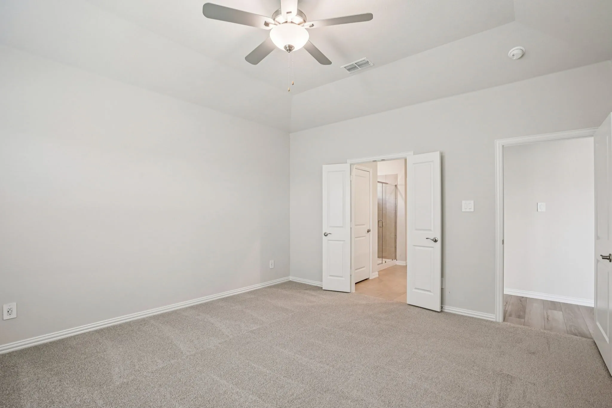 Photo is not of the actual home, but is an inspirational photo of builder’s model home and may depict options, furnishings, and/or decorator features that are not included.