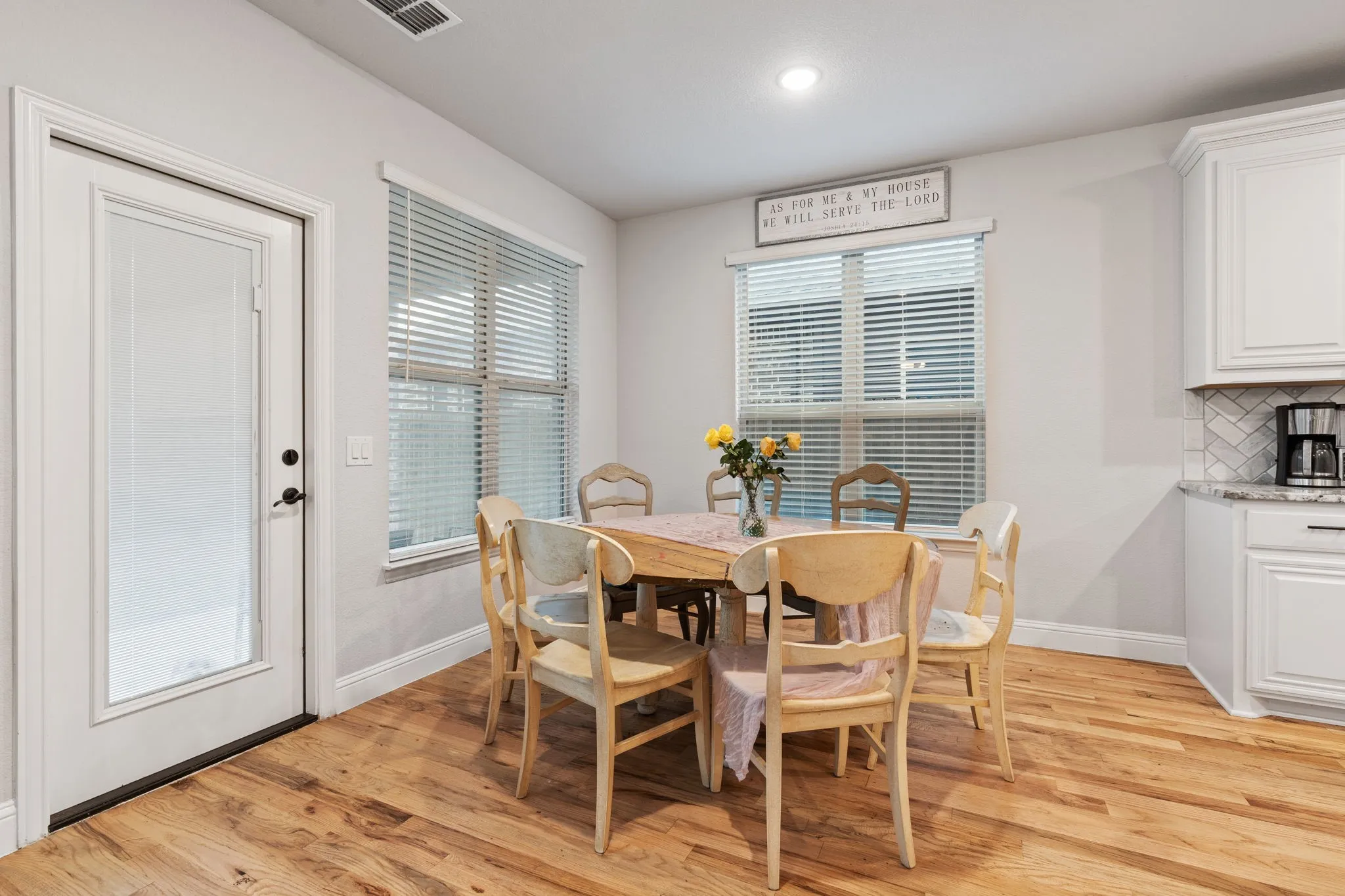 Breakfast Nook
