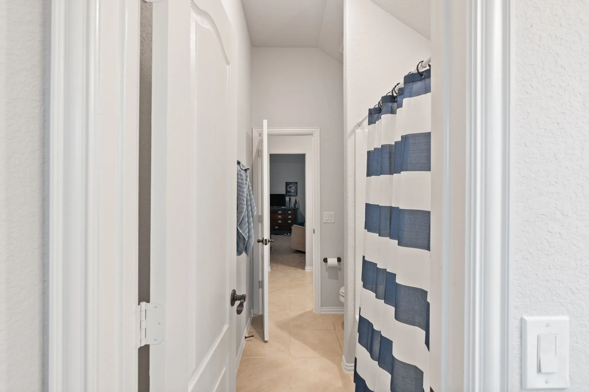 Jack N Jill Bathroom