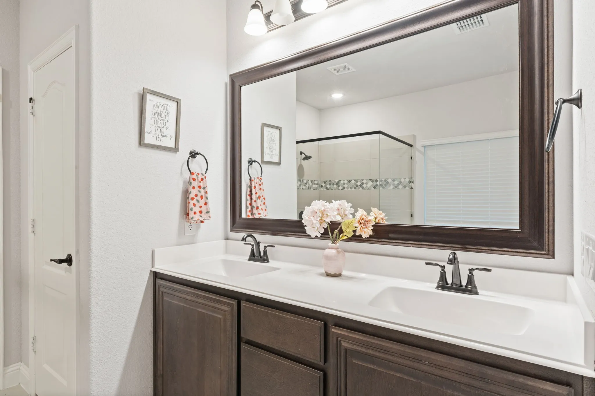 Double Sink Vanity