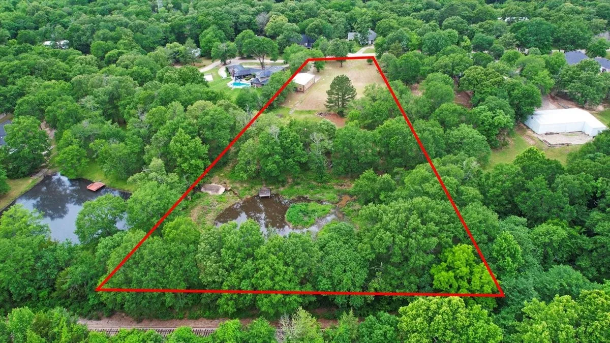 Improved Land For Sale in Lamar County , 380 Timber Lakes Drive, Powderly, Texas 75473, 0, 0, Garage spaces, 0 Sqft, built in 1993, mls#21263221, Real Estate Agent in Powderly, Homes For Sale in Lamar county, Homes For Sale in Powderly, Realtor in Powderly Texas, Real Estate Brokerage Independent Realty Texas, Luminita Cordes Realtor