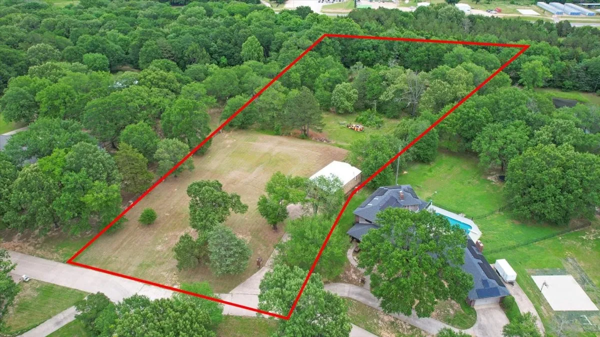 Improved Land For Sale in Lamar County , 380 Timber Lakes Drive, Powderly, Texas 75473, 0, 0, Garage spaces, 0 Sqft, built in 1993, mls#21263221, Real Estate Agent in Powderly, Homes For Sale in Lamar county, Homes For Sale in Powderly, Realtor in Powderly Texas, Real Estate Brokerage Independent Realty Texas, Luminita Cordes Realtor