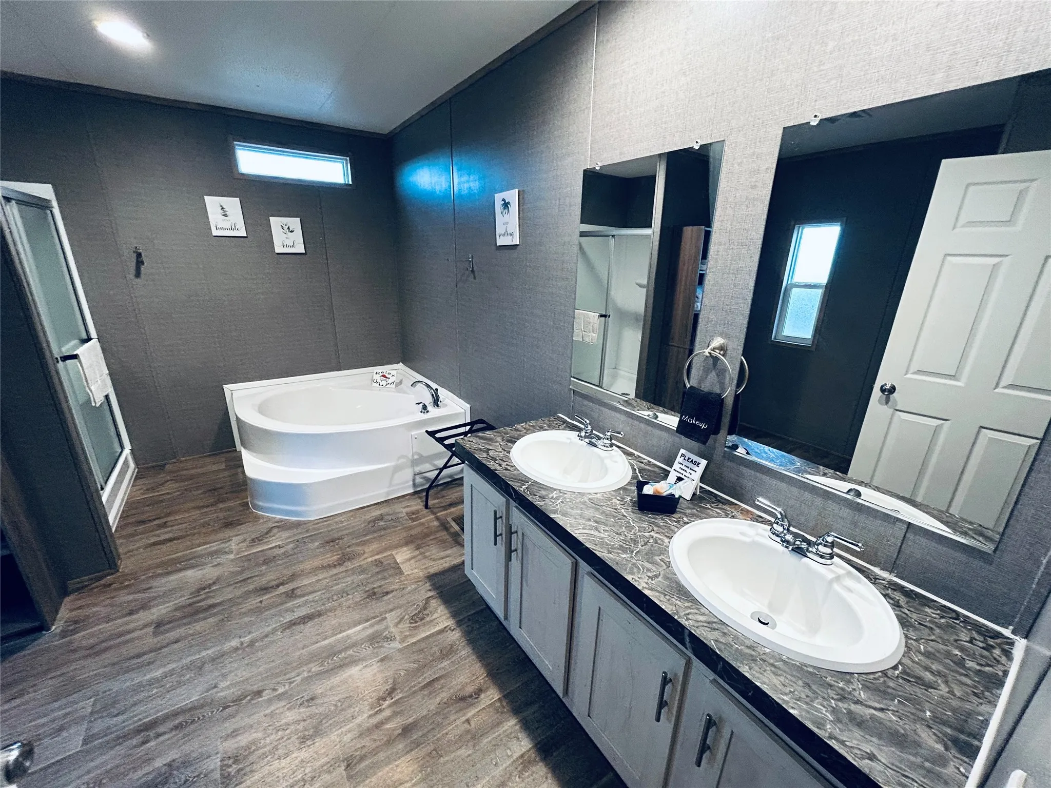 Single Family Residence For Sale in San Saba County , 204 N Marion Street, Richland Springs, Texas 76871, 3 Bedroom, 2 Bathroom, Garage spaces, 1,512 Sqft, built in 2020, mls#21263086, Real Estate Agent in Richland Springs, Homes For Sale in San Saba county, Homes For Sale in Richland Springs, Realtor in Richland Springs Texas, Real Estate Brokerage Independent Realty Texas, Luminita Cordes Realtor