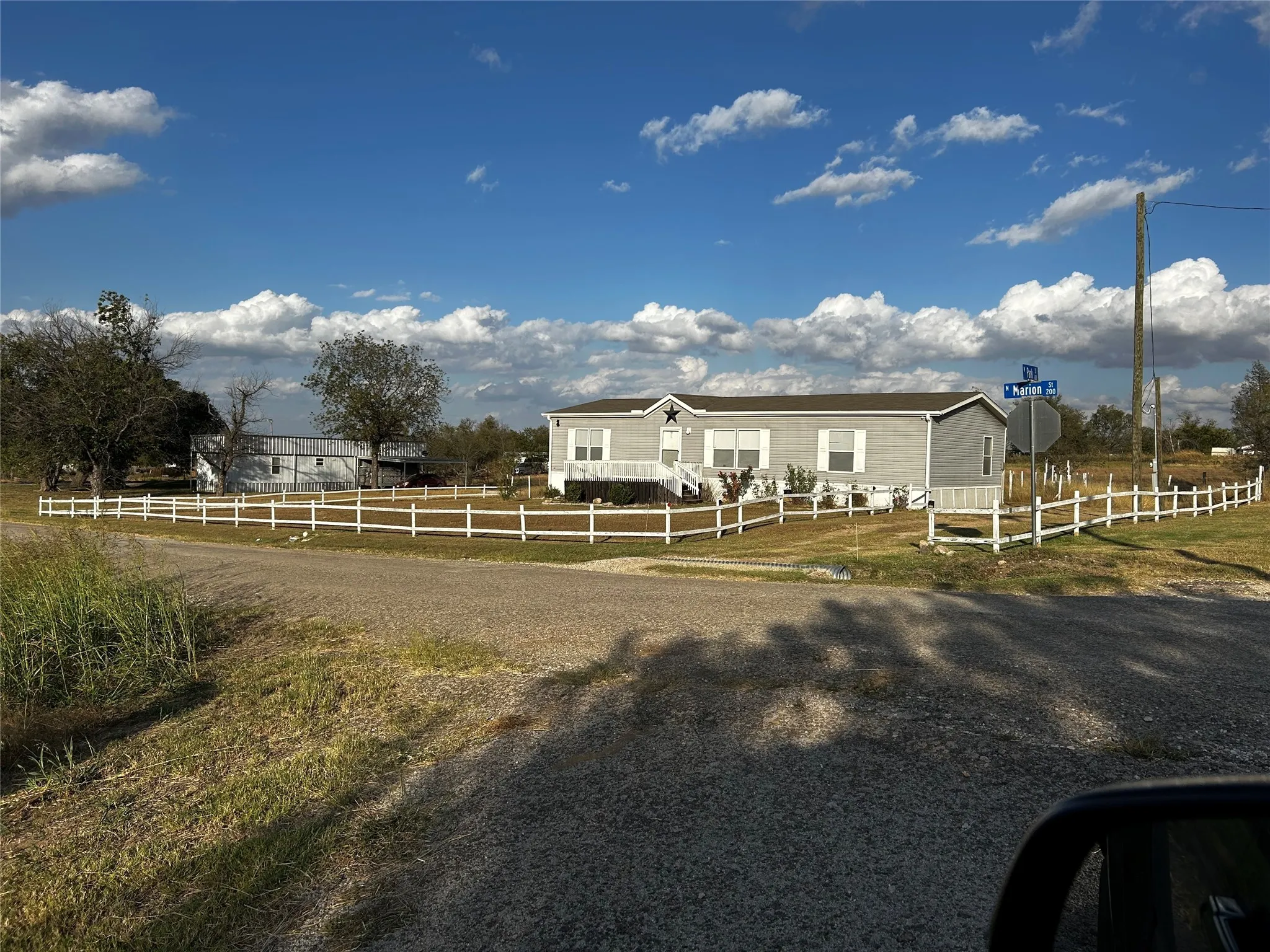Single Family Residence For Sale in San Saba County , 204 N Marion Street, Richland Springs, Texas 76871, 3 Bedroom, 2 Bathroom, Garage spaces, 1,512 Sqft, built in 2020, mls#21263086, Real Estate Agent in Richland Springs, Homes For Sale in San Saba county, Homes For Sale in Richland Springs, Realtor in Richland Springs Texas, Real Estate Brokerage Independent Realty Texas, Luminita Cordes Realtor
