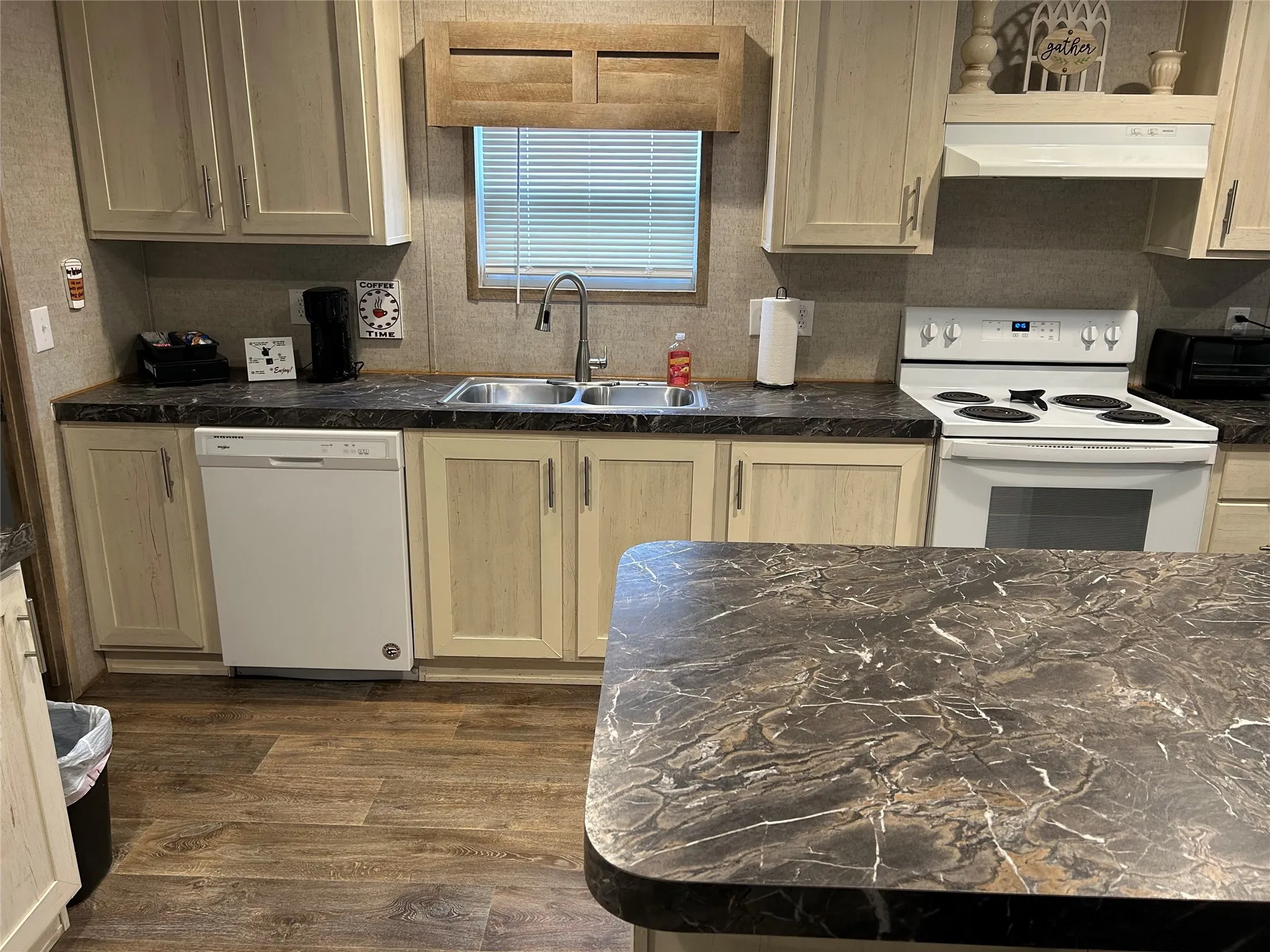 Single Family Residence For Sale in San Saba County , 204 N Marion Street, Richland Springs, Texas 76871, 3 Bedroom, 2 Bathroom, Garage spaces, 1,512 Sqft, built in 2020, mls#21263086, Real Estate Agent in Richland Springs, Homes For Sale in San Saba county, Homes For Sale in Richland Springs, Realtor in Richland Springs Texas, Real Estate Brokerage Independent Realty Texas, Luminita Cordes Realtor
