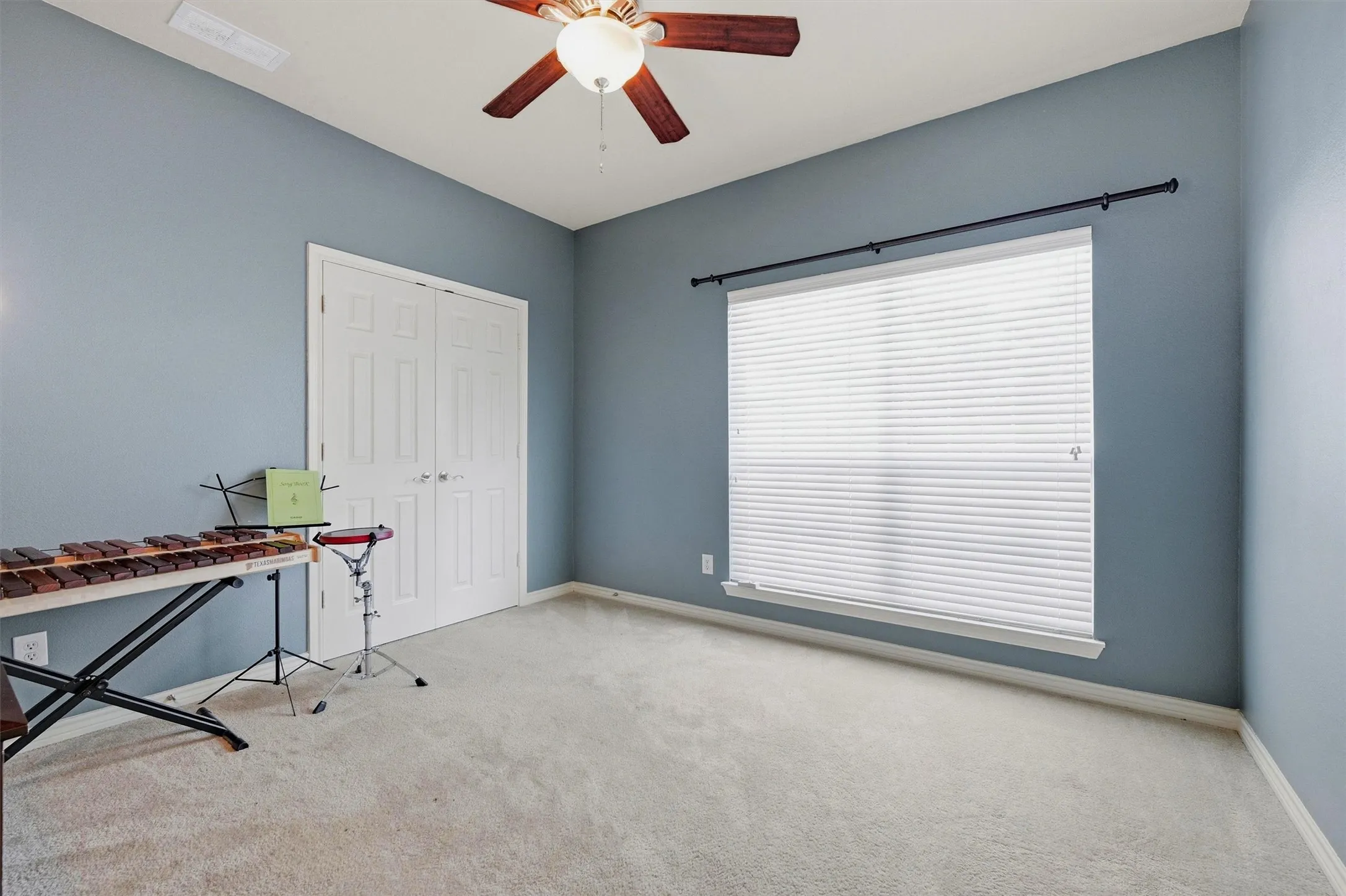 Single Family Residence For Sale in Collin County , 3504 Irvin Drive, Sachse, Texas 75048, 5 Bedroom, 4 Bathroom, 2 Garage spaces, 3,228 Sqft, built in 2008, mls#21261508, Real Estate Agent in Sachse, Homes For Sale in Collin county, Homes For Sale in Sachse, Realtor in Sachse Texas, Real Estate Brokerage Independent Realty Texas, Luminita Cordes Realtor