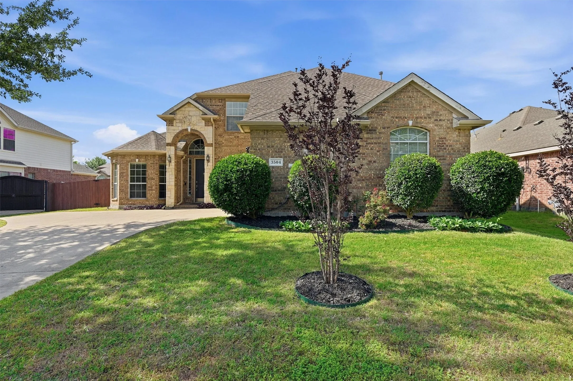 Single Family Residence For Sale in Collin County , 3504 Irvin Drive, Sachse, Texas 75048, 5 Bedroom, 4 Bathroom, 2 Garage spaces, 3,228 Sqft, built in 2008, mls#21261508, Real Estate Agent in Sachse, Homes For Sale in Collin county, Homes For Sale in Sachse, Realtor in Sachse Texas, Real Estate Brokerage Independent Realty Texas, Luminita Cordes Realtor
