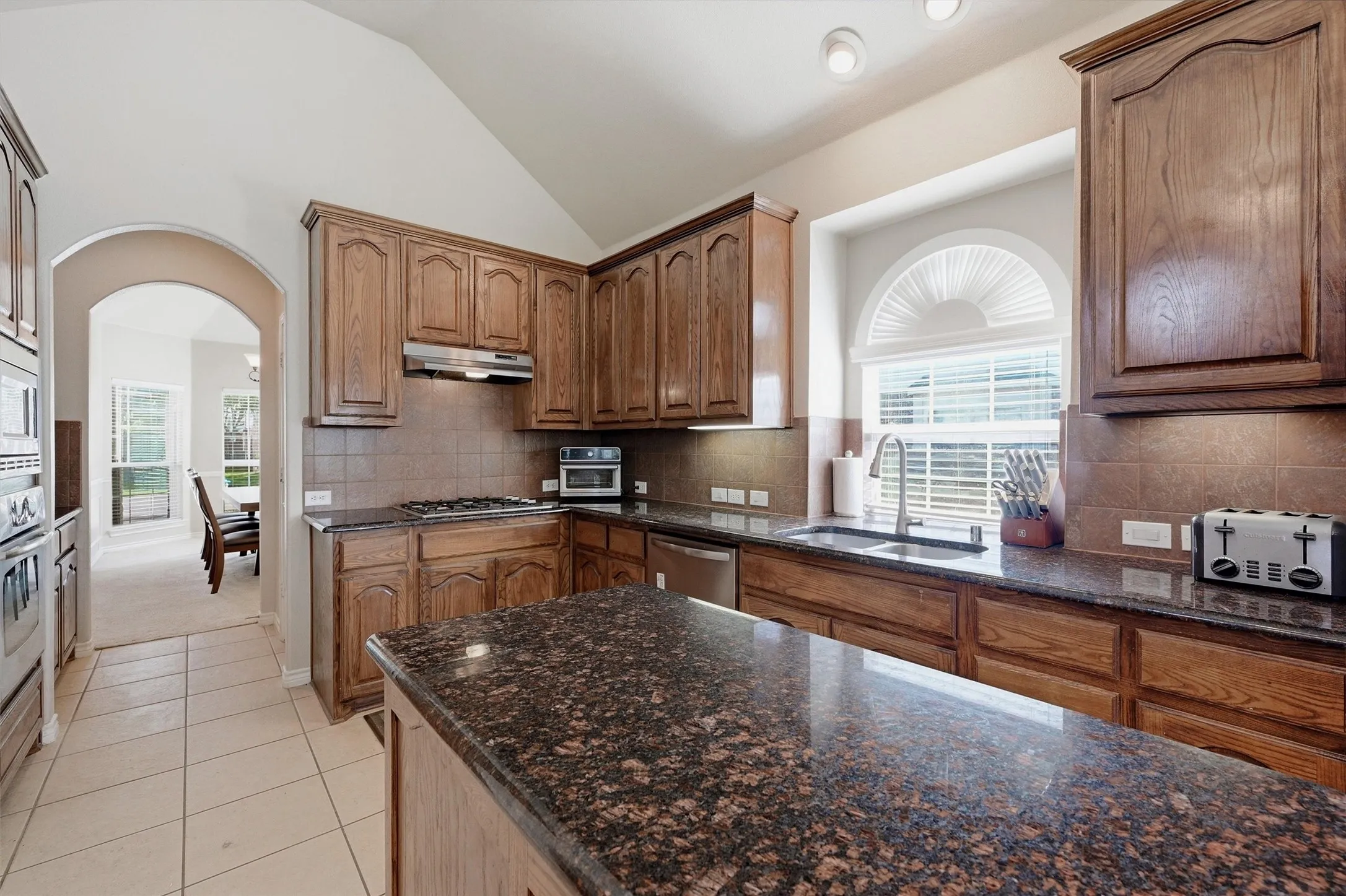 Single Family Residence For Sale in Collin County , 3504 Irvin Drive, Sachse, Texas 75048, 5 Bedroom, 4 Bathroom, 2 Garage spaces, 3,228 Sqft, built in 2008, mls#21261508, Real Estate Agent in Sachse, Homes For Sale in Collin county, Homes For Sale in Sachse, Realtor in Sachse Texas, Real Estate Brokerage Independent Realty Texas, Luminita Cordes Realtor