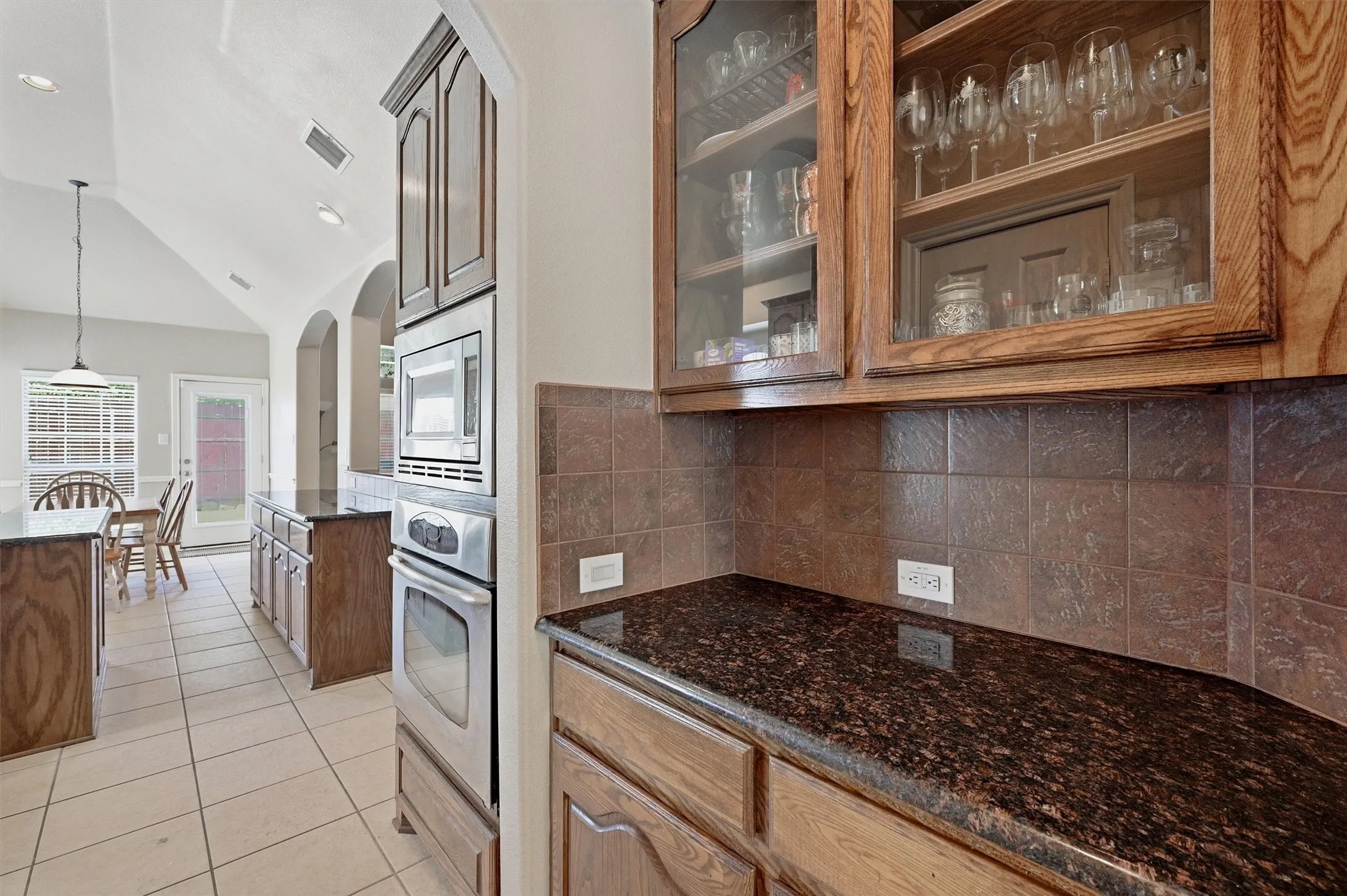 Single Family Residence For Sale in Collin County , 3504 Irvin Drive, Sachse, Texas 75048, 5 Bedroom, 4 Bathroom, 2 Garage spaces, 3,228 Sqft, built in 2008, mls#21261508, Real Estate Agent in Sachse, Homes For Sale in Collin county, Homes For Sale in Sachse, Realtor in Sachse Texas, Real Estate Brokerage Independent Realty Texas, Luminita Cordes Realtor