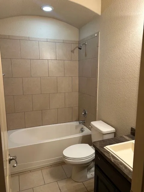 Single Family Residence For Rent in Tarrant County , 12637 Diamond Peak Drive, Fort Worth, Texas 76177, 3 Bedroom, 2 Bathroom, 2 Garage spaces, 1,746 Sqft, built in 2013, mls#21252865, Real Estate Agent in Fort Worth, Homes For Rent in Tarrant county, Homes For Rent in Fort Worth, Realtor in Fort Worth Texas, Real Estate Brokerage Independent Realty Texas, Luminita Cordes Realtor