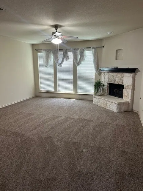 Single Family Residence For Rent in Tarrant County , 12637 Diamond Peak Drive, Fort Worth, Texas 76177, 3 Bedroom, 2 Bathroom, 2 Garage spaces, 1,746 Sqft, built in 2013, mls#21252865, Real Estate Agent in Fort Worth, Homes For Rent in Tarrant county, Homes For Rent in Fort Worth, Realtor in Fort Worth Texas, Real Estate Brokerage Independent Realty Texas, Luminita Cordes Realtor